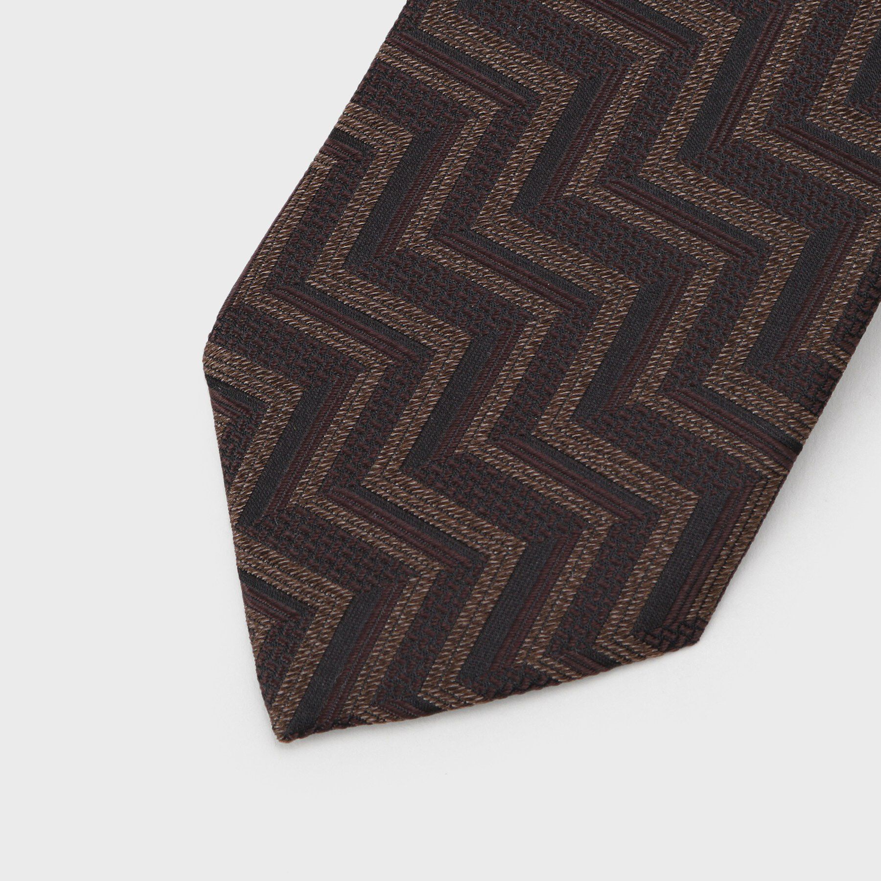 TAKEO KIKUCHI「フィラメントシルク 網代文様シャドーストライプネクタイ」|ネクタイ・蝶ネクタイ|