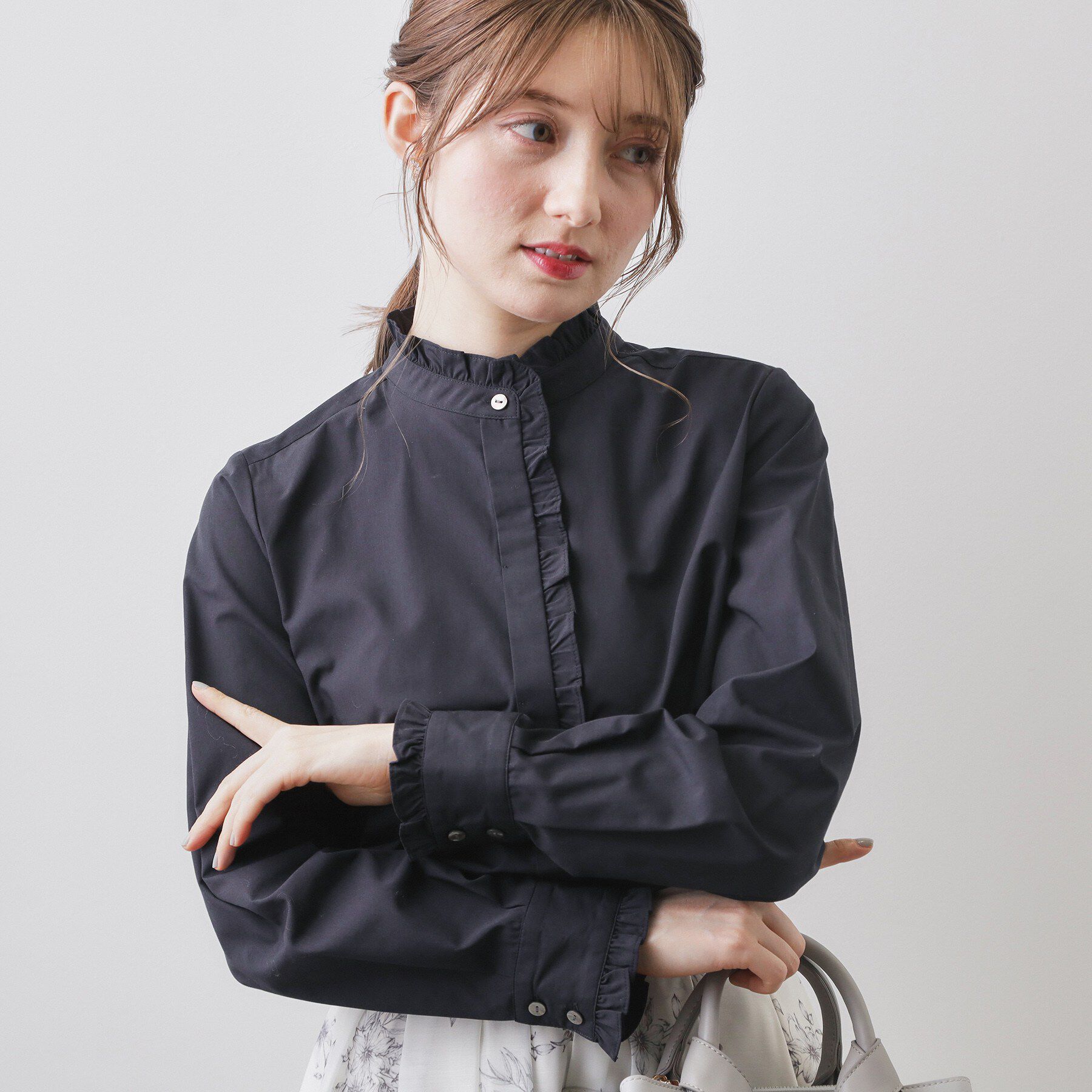 index「ブロードフロントフリルブラウス【洗濯機OK】《5col》」|シャツ・ブラウス|ネイビー(894)