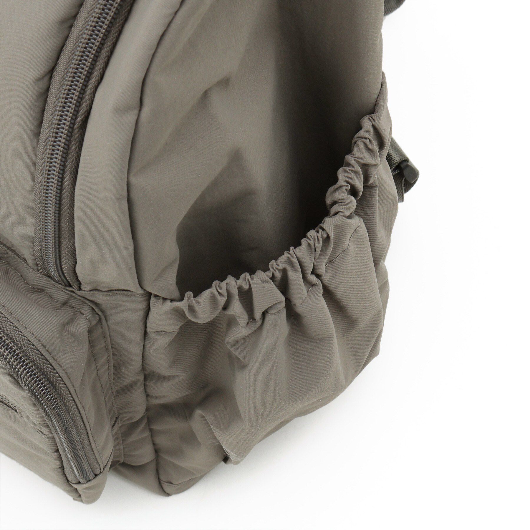 SHOO･LA･RUE「【撥水/A4サイズ可】他ポケットでらくらく整理整頓 13ポケットバックパック」|リュック|