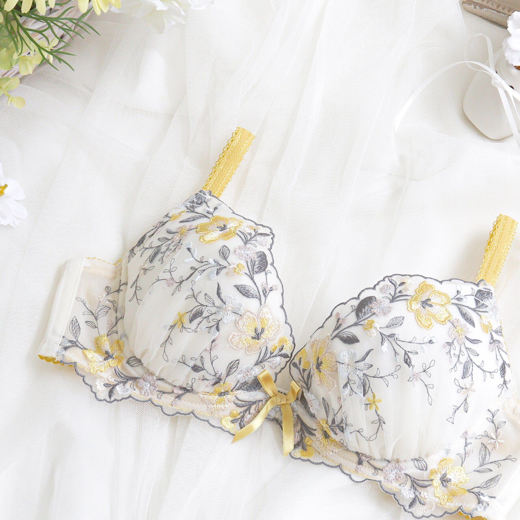 Risa Magli「シェンナ ブラジャー（E-F）＜リサマリ ミラクル谷間ブラ＞」|インナー|