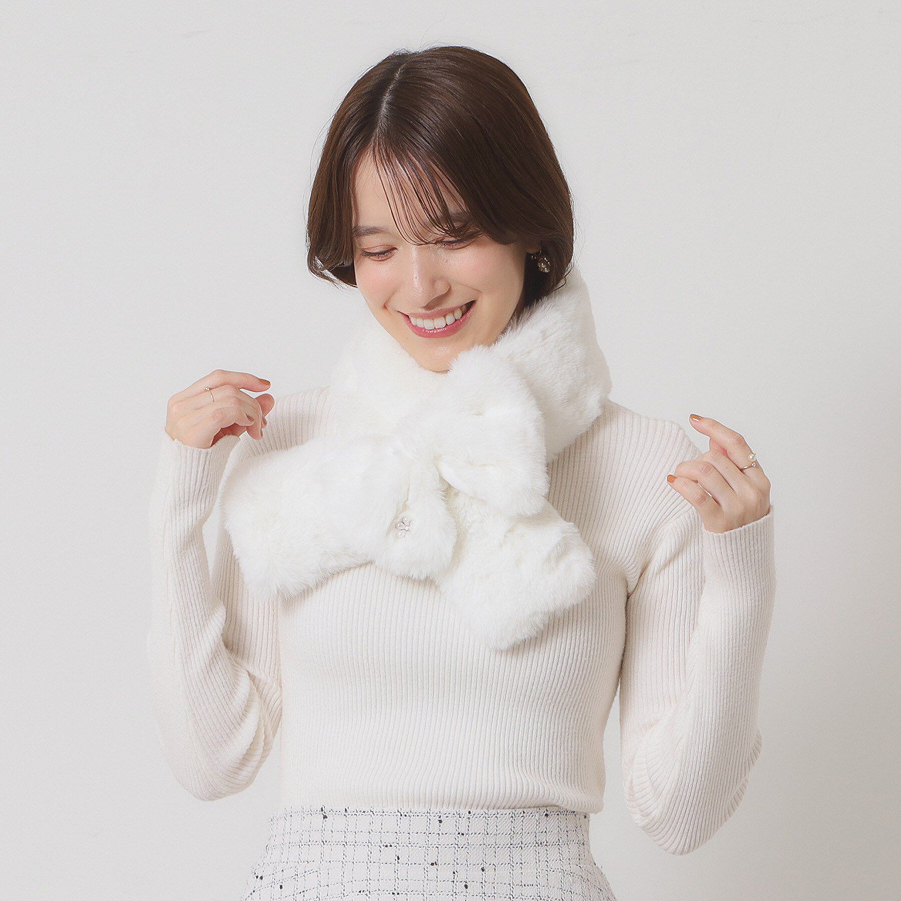 ITS&rsquo;DEMO「リボンモチーフファーマフラー」|ストール|