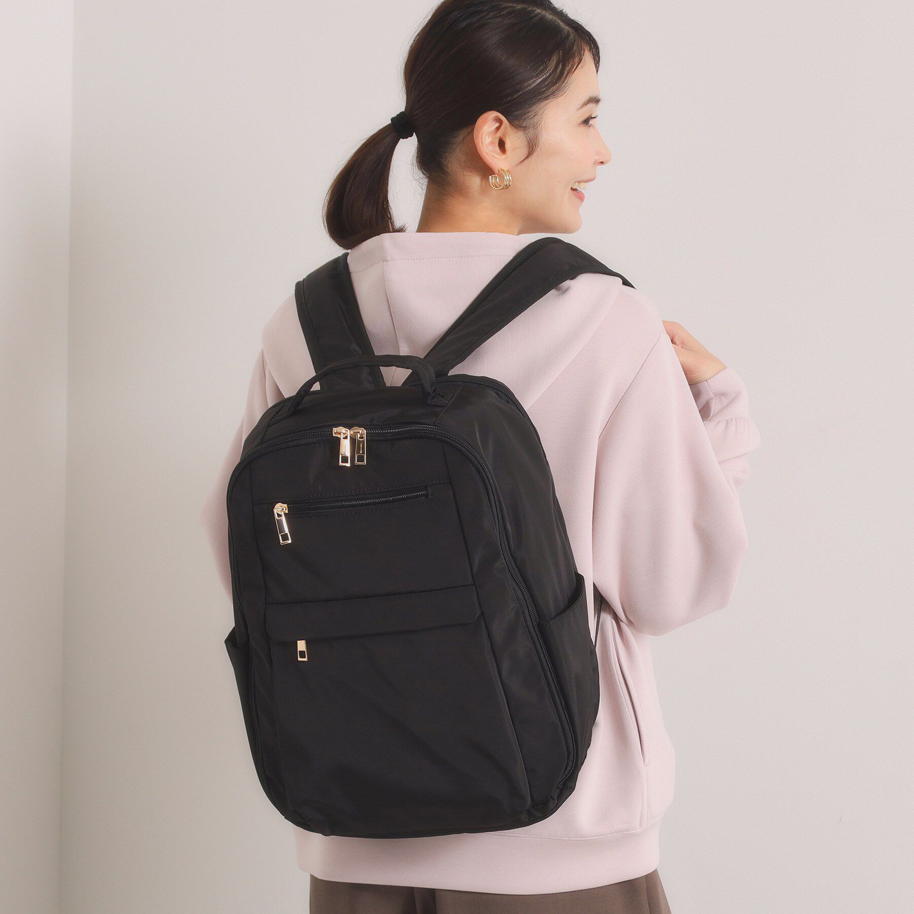 ITS&rsquo;DEMO「【12ポケット】ガバッとリュック」|リュック|