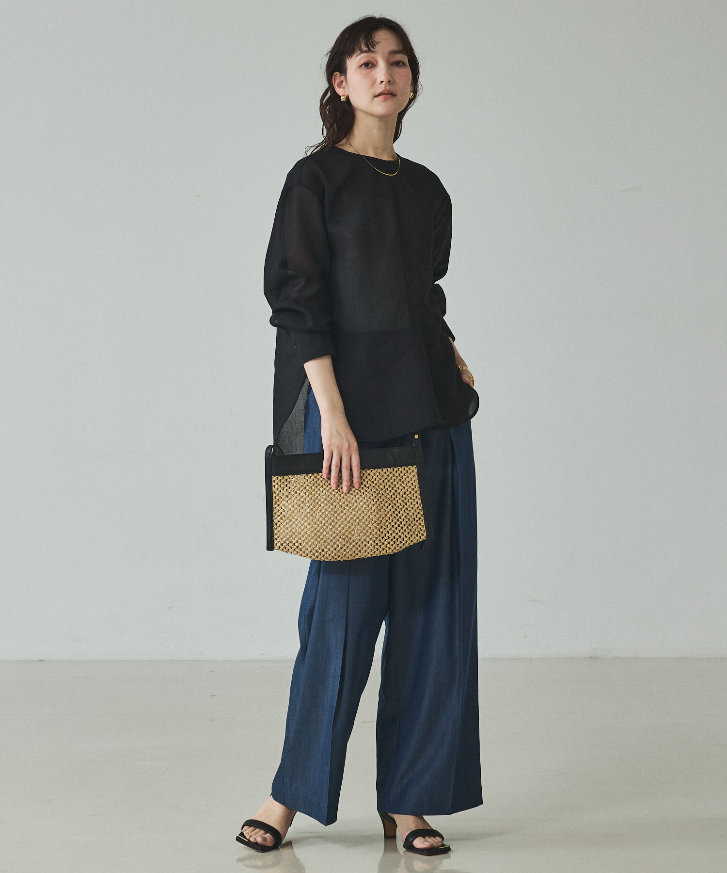 qualite「【大人の程よい透け感】シアーTブラウス」|シャツ・ブラウス|