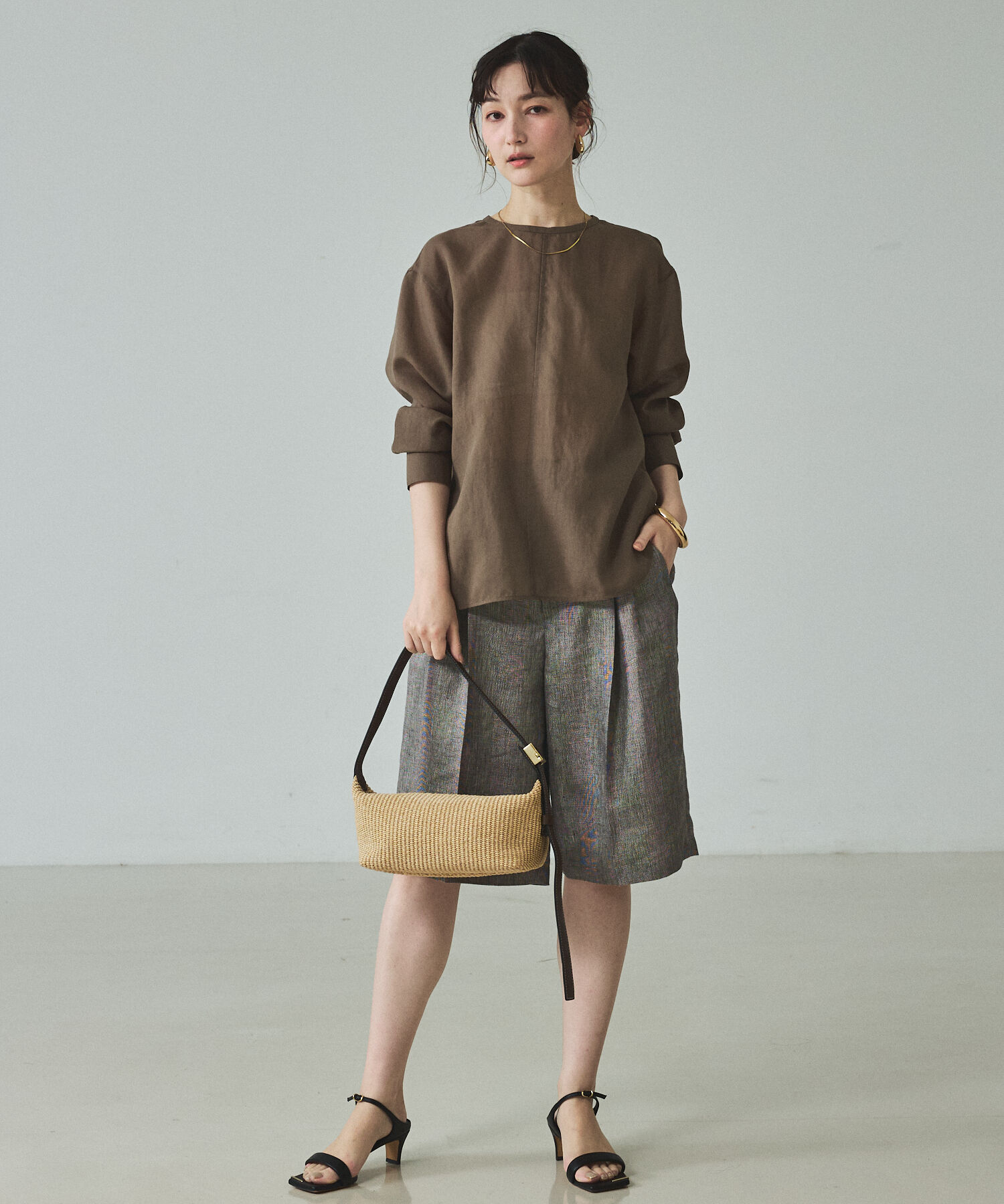 qualite「【大人の程よい透け感】シアーTブラウス」|シャツ・ブラウス|