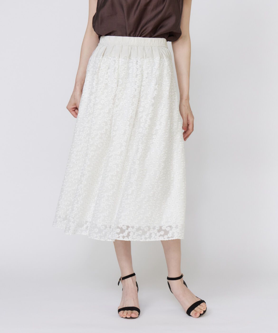 Maglie le cassetto「フラワー刺繍タックスカート」|フレア|