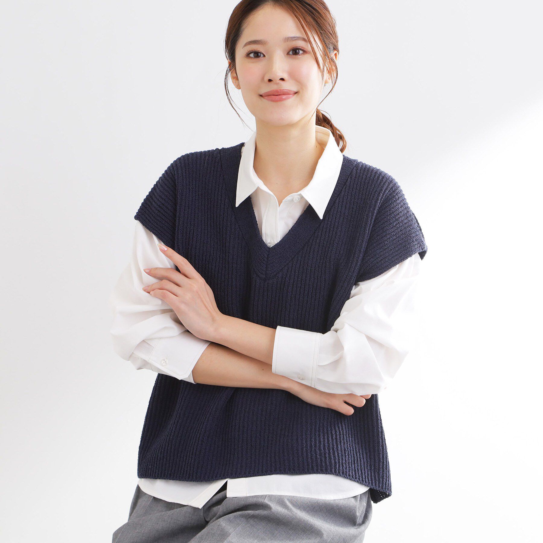 Reflect「【レイヤードにおすすめ◎】ドライタッチニットベスト」|ニット・セーター|ネイビー(094)