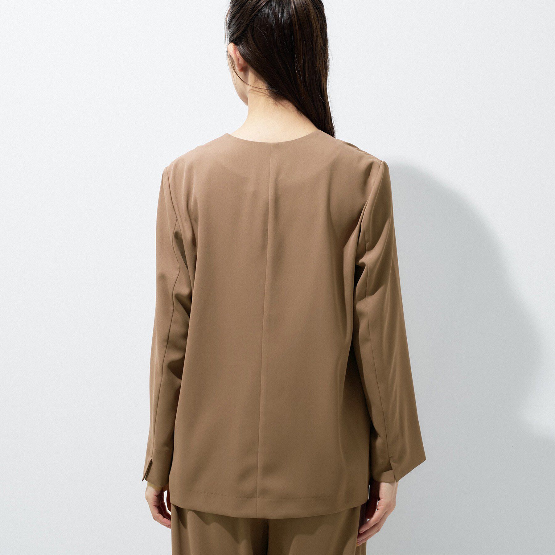 INDIVI「【さらに軽く軽快！／着る日傘】ノーカラージャケット」|ノーカラージャケット|