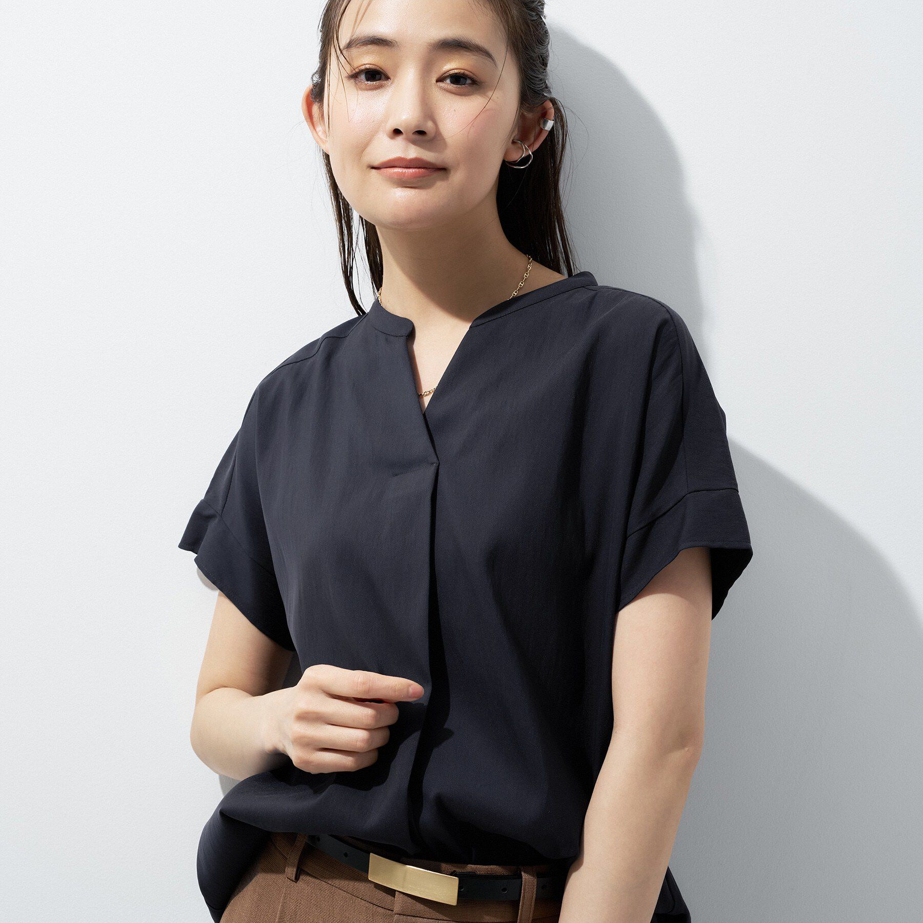 INDIVI「【洗える／SETUP可能】スキッパーブラウス」|シャツ・ブラウス|ネイビー(094)