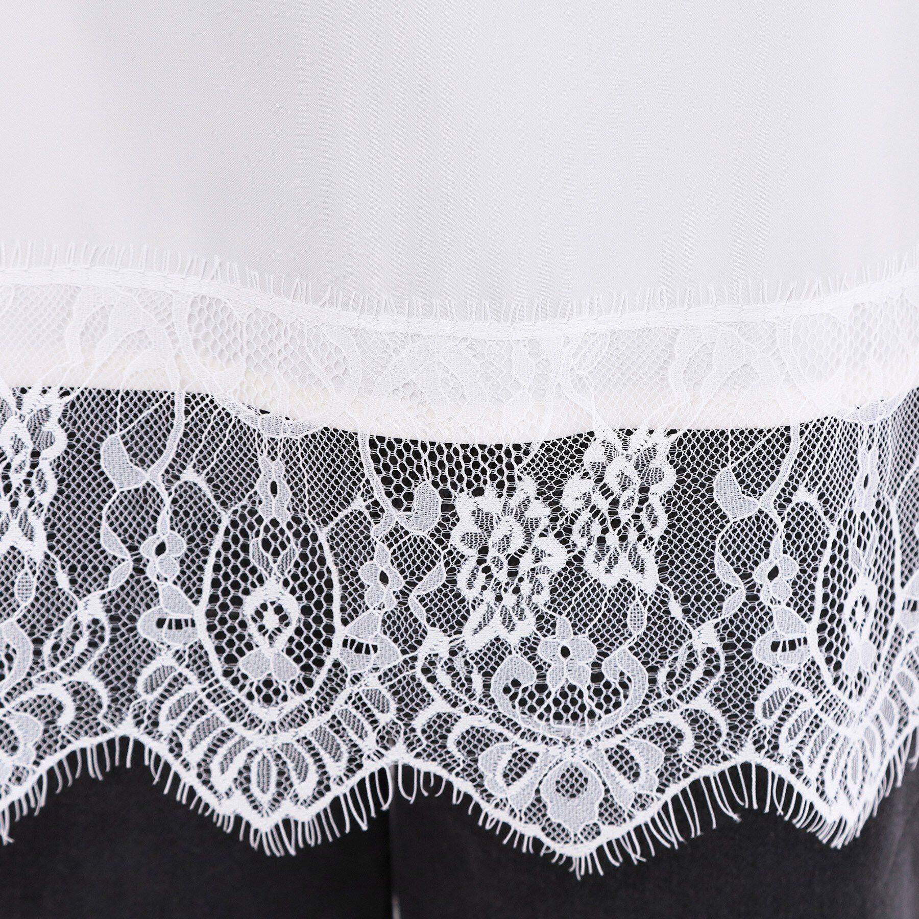 OPAQUE.CLIP「裾レースサテンキャミブラウス【洗濯機OK】」|キャミソール|