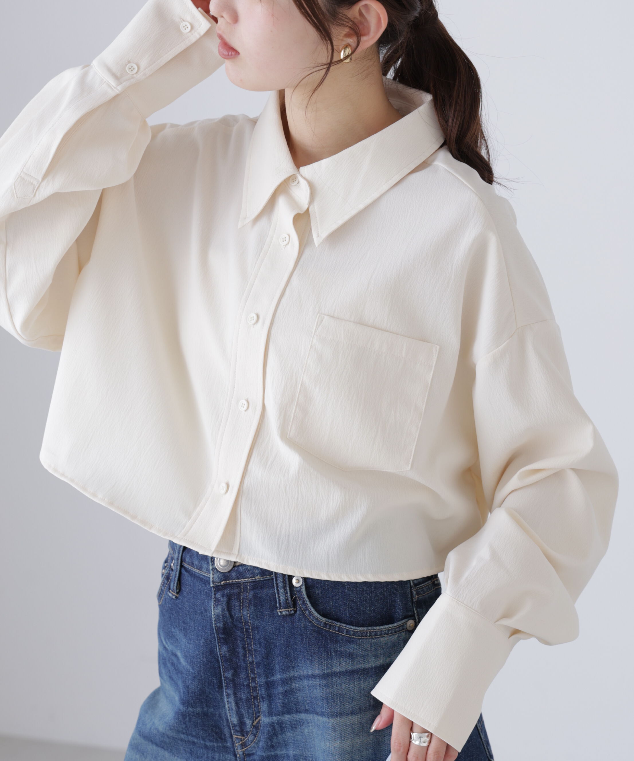  「バックレースアップショート丈シャツ」|シャツ・ブラウス|オフ