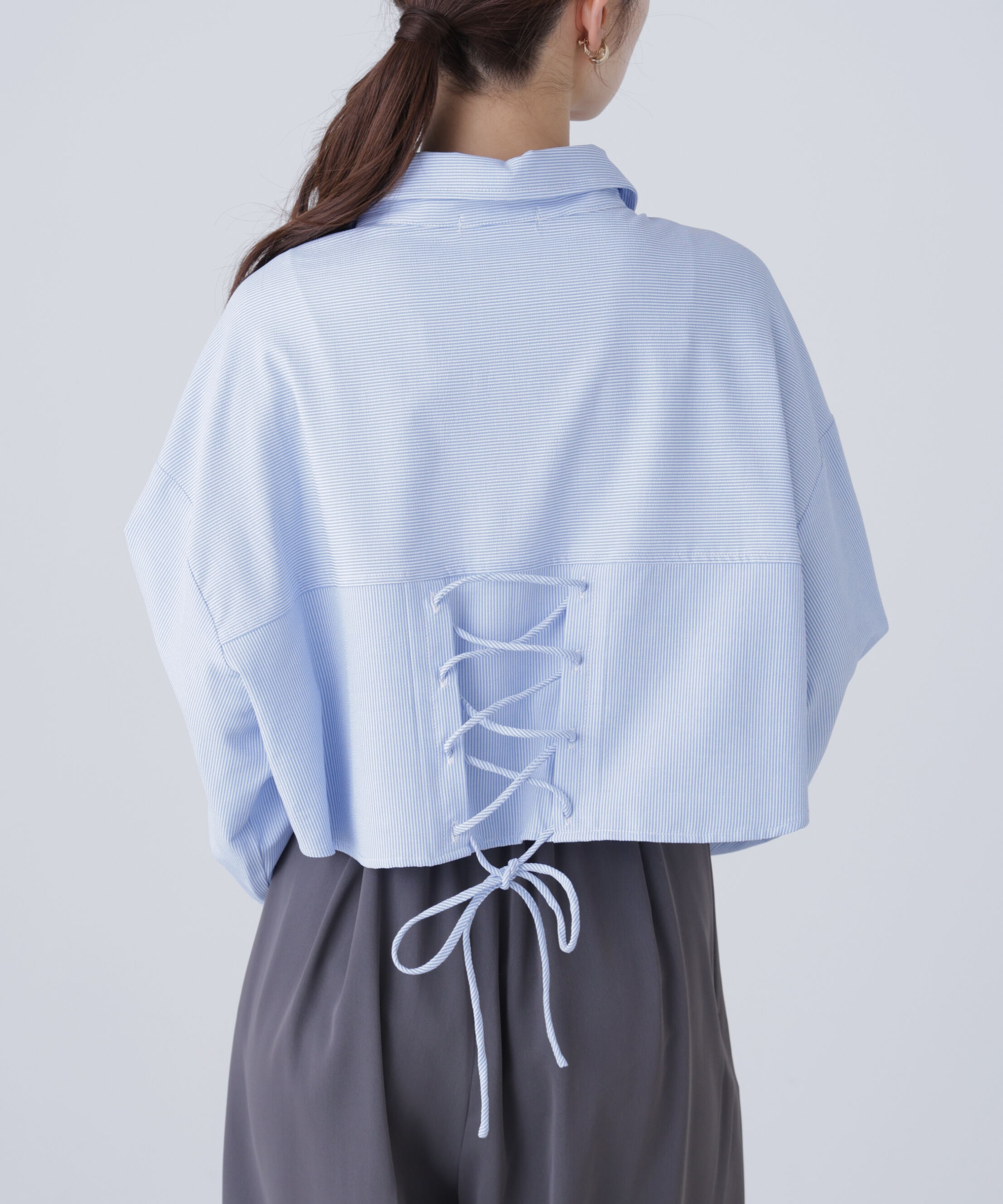  「バックレースアップショート丈シャツ」|シャツ・ブラウス|