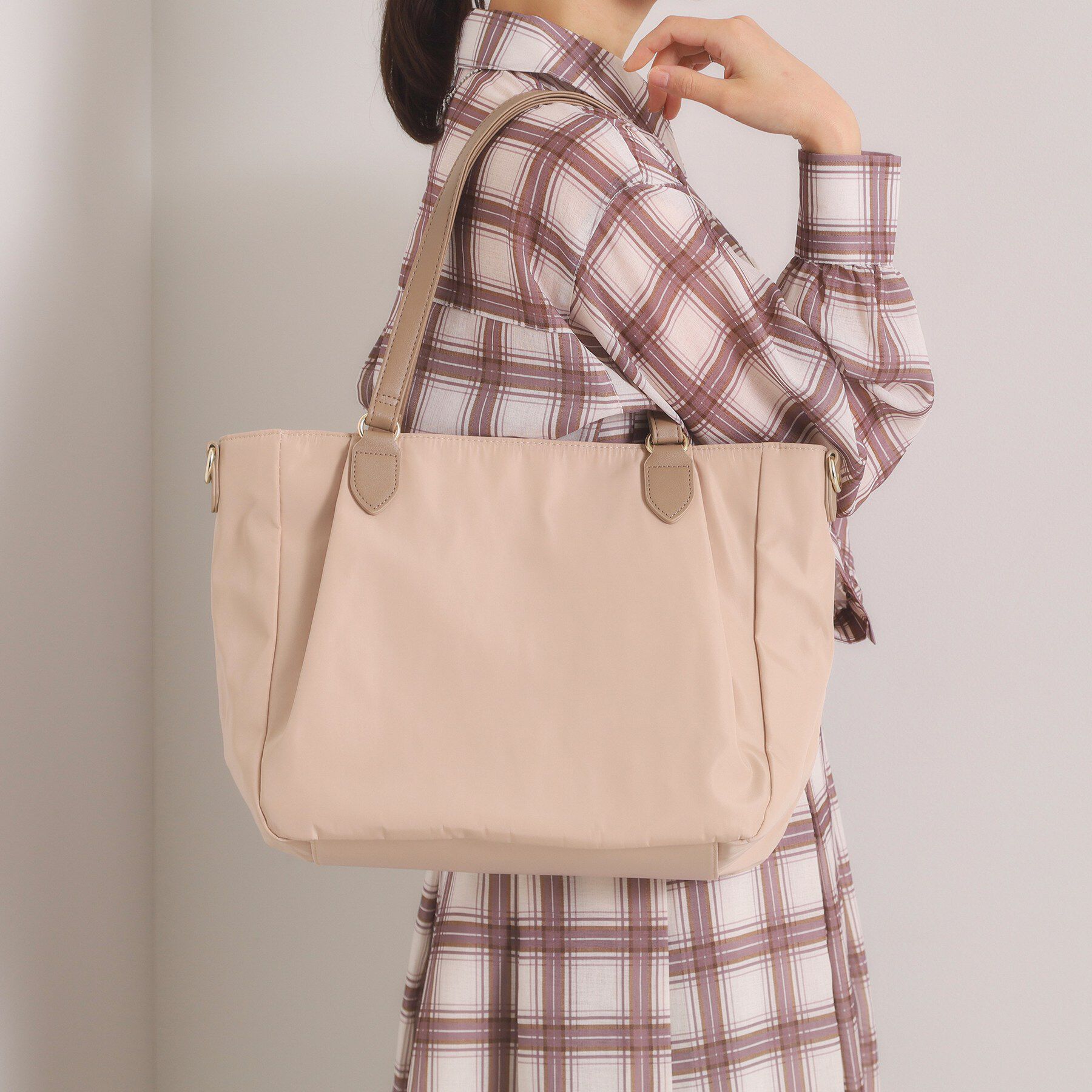 ITS&rsquo;DEMO「【2way／6ポケット】コンビA4トート」|トートバッグ|ベージュ(052)