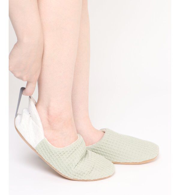 TOKYO DESIGN CHANNEL「YORI ワッフルかかとリボンバブーシュ L」|ルームシューズ|