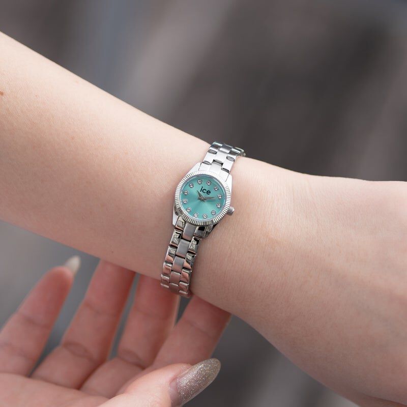 ICE-WATCH「〈ICE-WATCH(ｱｲｽｳｫｯﾁ)〉ICE mini ｼﾙﾊﾞｰ ﾀｰｺｲｽﾞ 19mm」|腕時計|SILVER