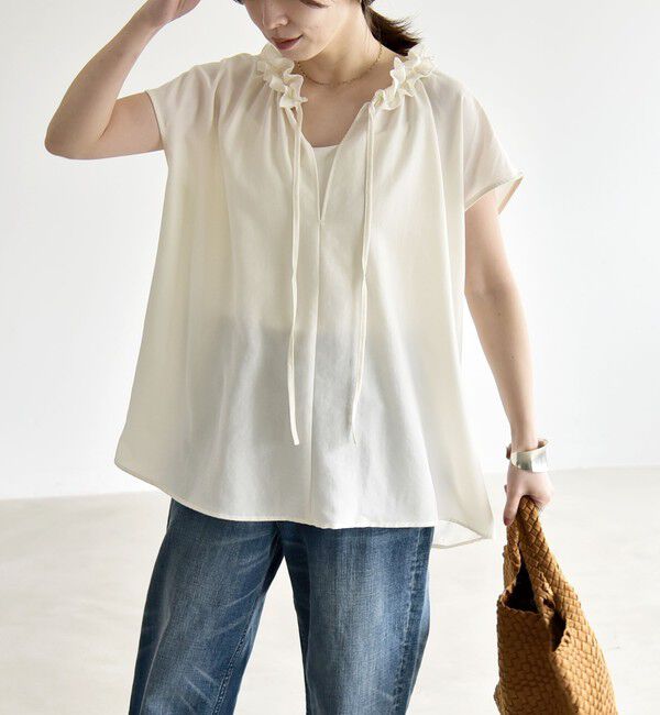 quaranciel「《追加予約》quaranciel:〈洗濯機可能〉フリルカラー リボン フレンチスリーブ ブラウス」|シャツ・ブラウス|