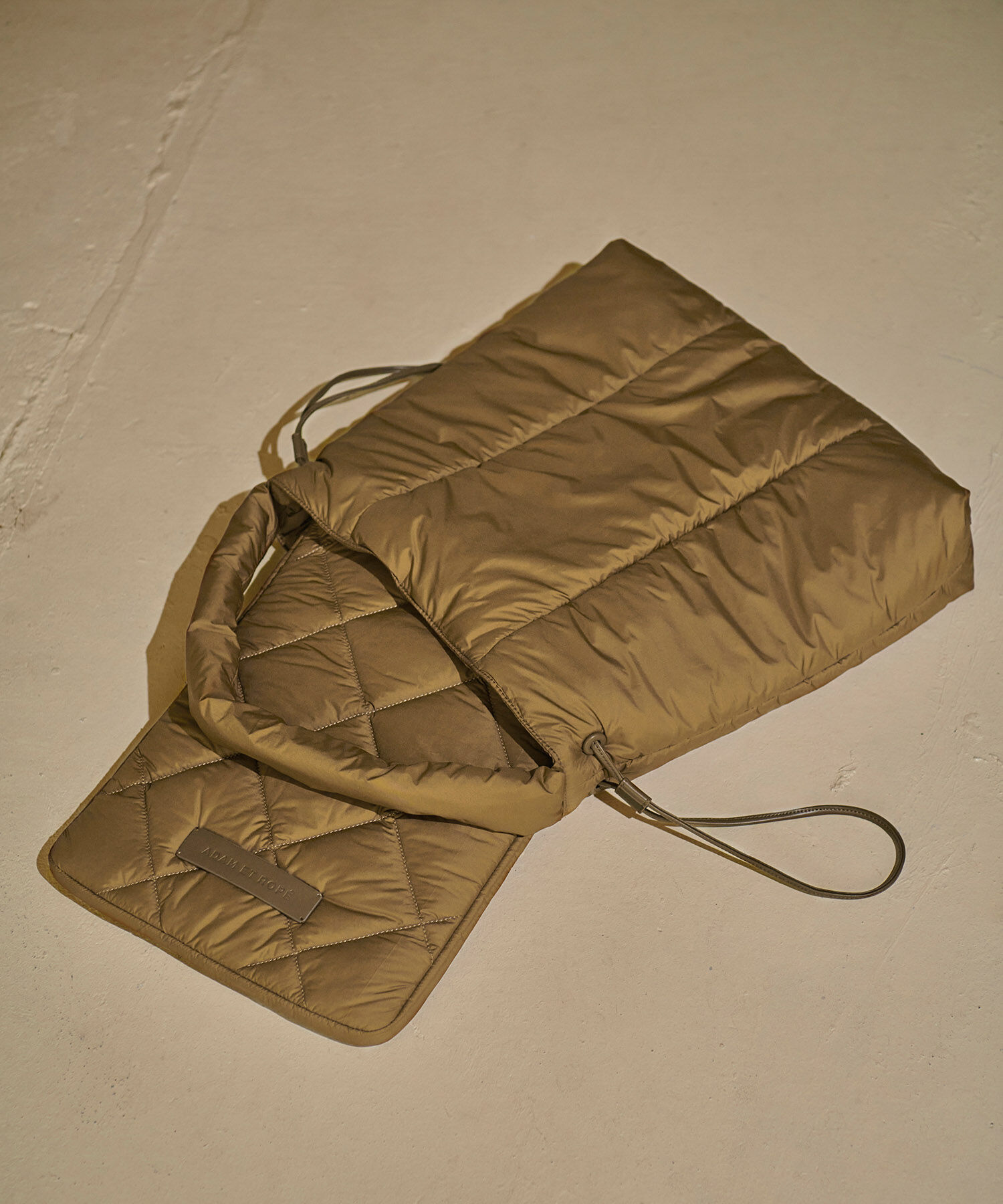 ADAM ET ROPE'「ドロスト軽量マルチトート(撥水)」|トートバッグ|