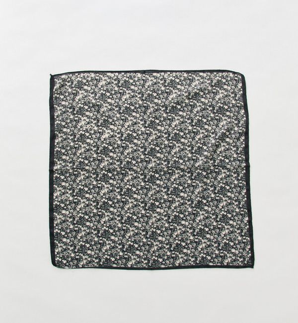  「モノクロフラワー スカーフ」|バンダナ・スカーフ|