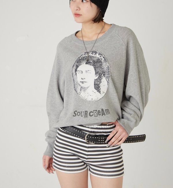  「【UNISEX】Sourcreamリメイクスタッズスウェット」|Tシャツ・カットソー|