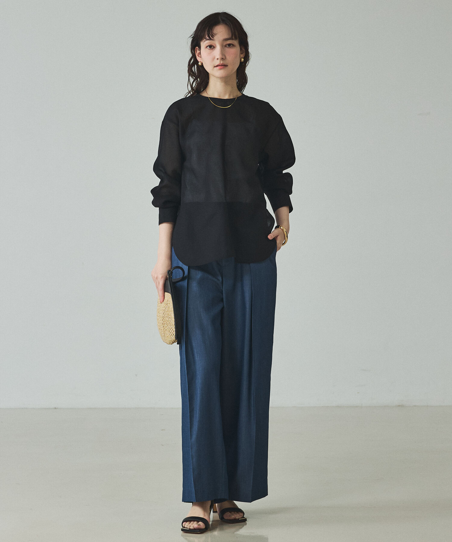 qualite「【大人の程よい透け感】シアーTブラウス」|シャツ・ブラウス|