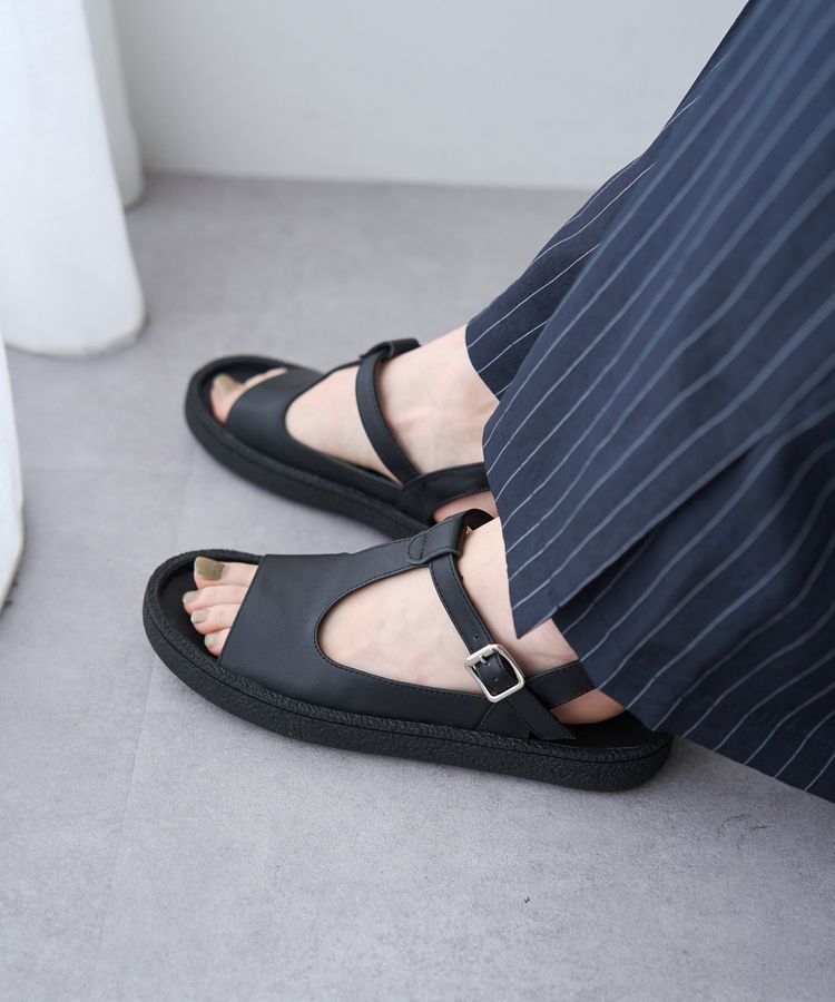 YECCA VECCA「【MOHI】レザーTストラップサンダル①」|サンダル|