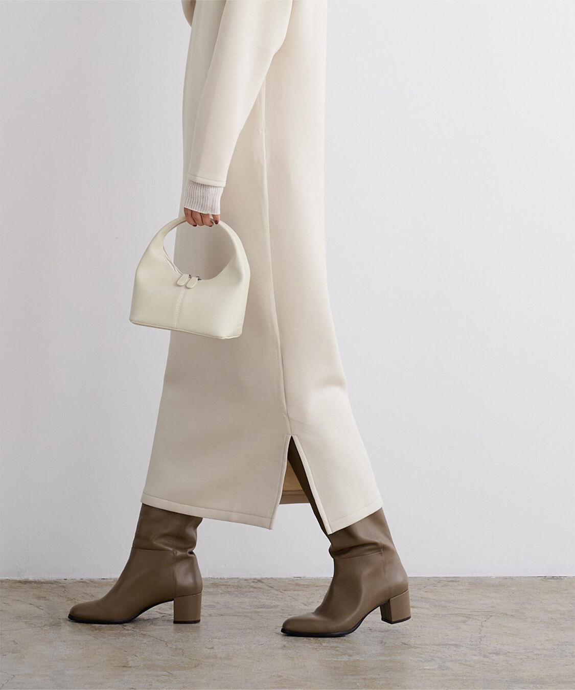 ur's「ボンディングフーディーワンピース」|ワンピース|