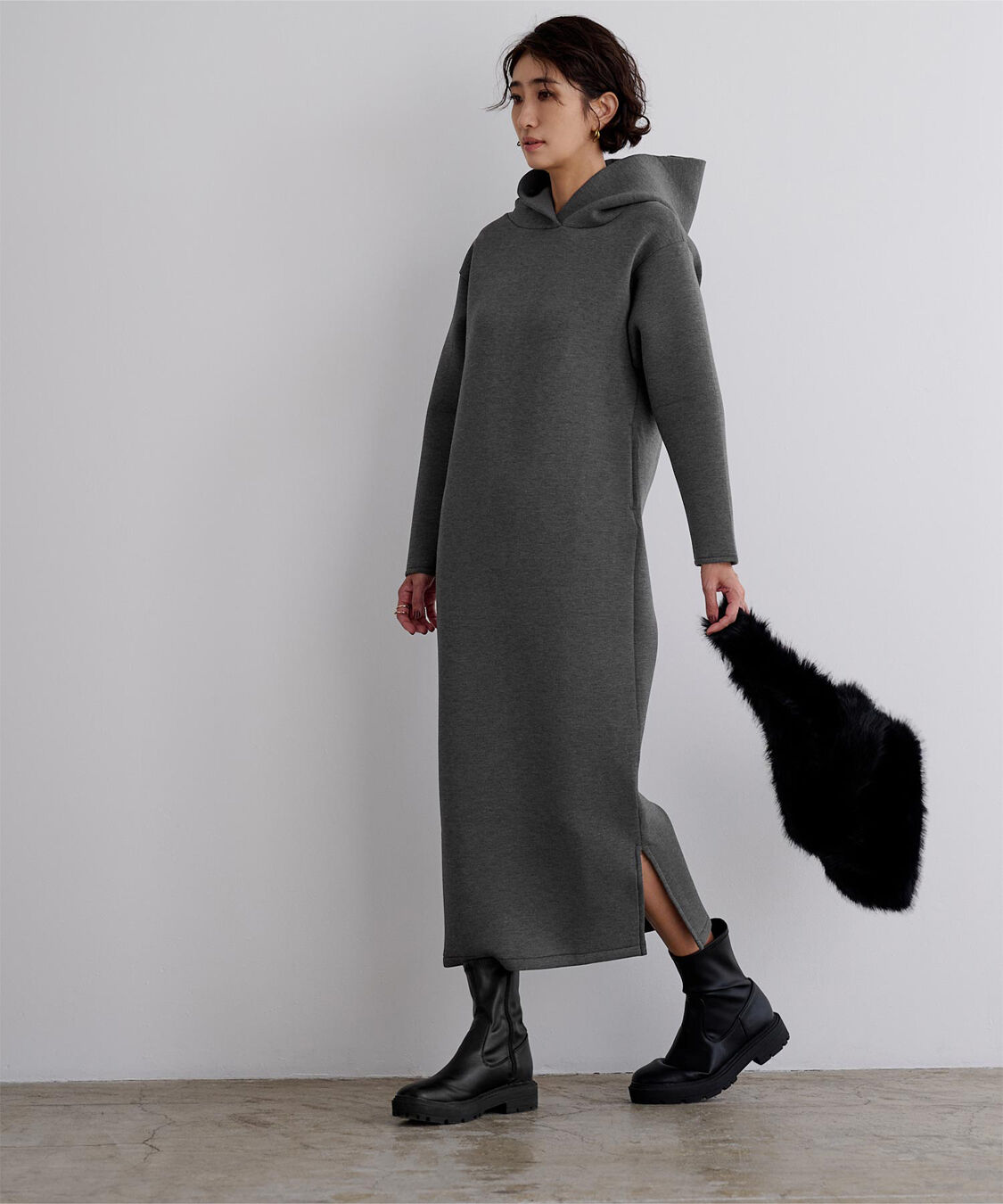 ur's「ボンディングフーディーワンピース」|ワンピース|