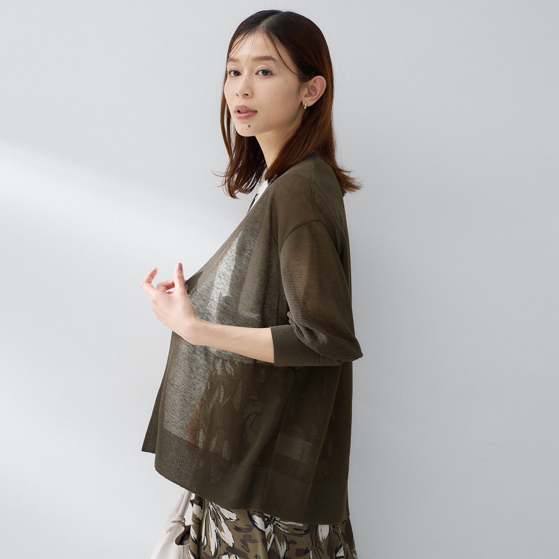 UNTITLED「コットンリネンカーディガン」|カーディガン|ブラウン(044)