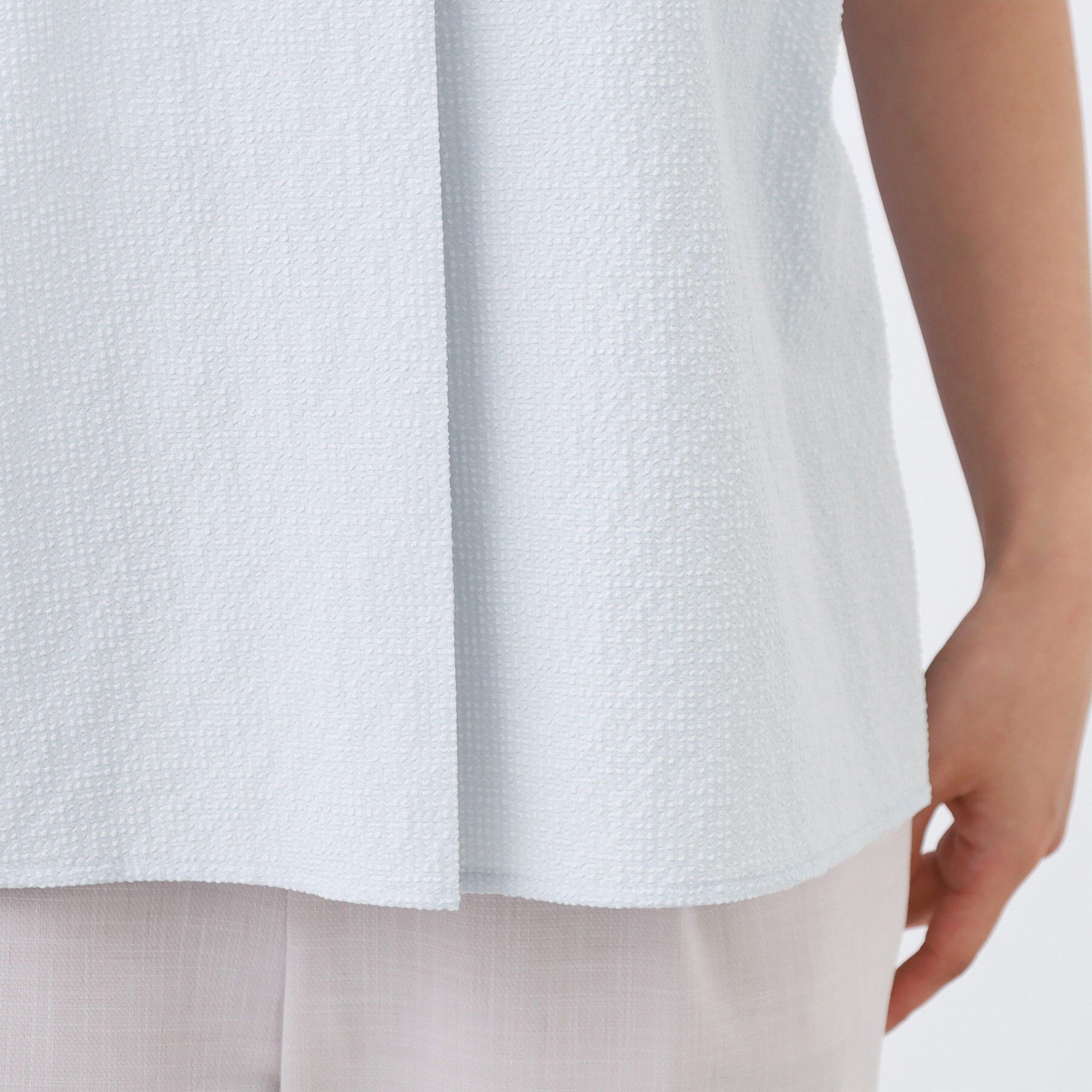 Reflect「【二の腕さりげなくカバー】シャツ衿オフボディブラウス」|シャツ・ブラウス|