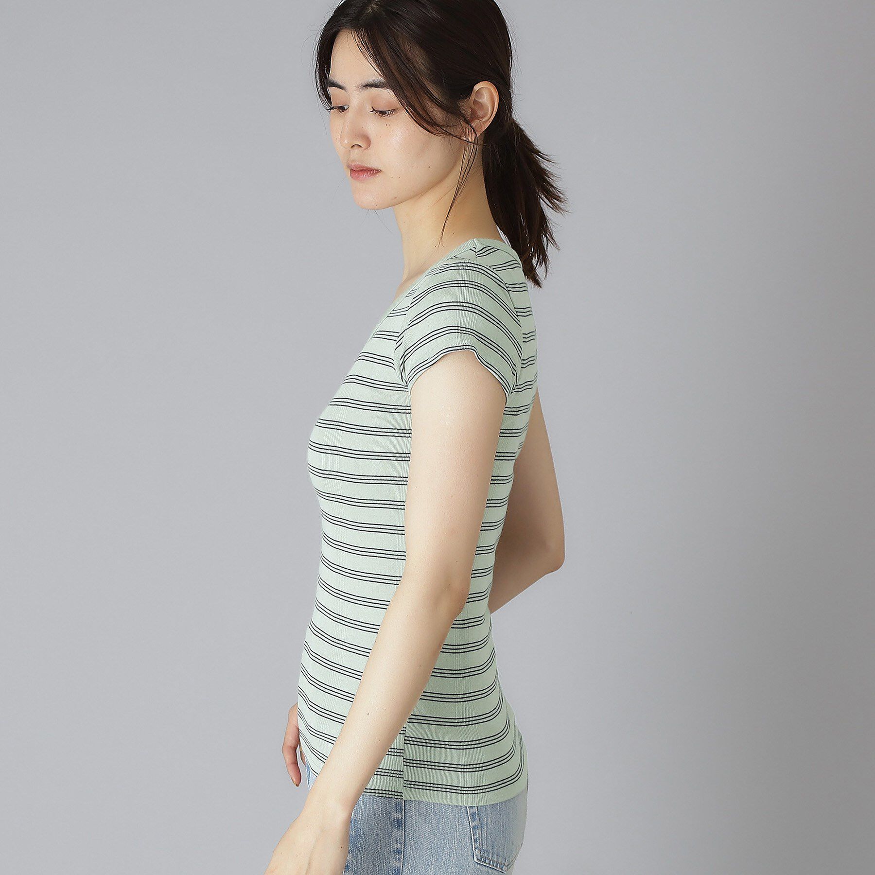 DRESSTERIOR「Robert．P．Miller（ロベルト・ピー・ミラー）パネルリブボーダーUネックTシャツ」|Tシャツ・カットソー|