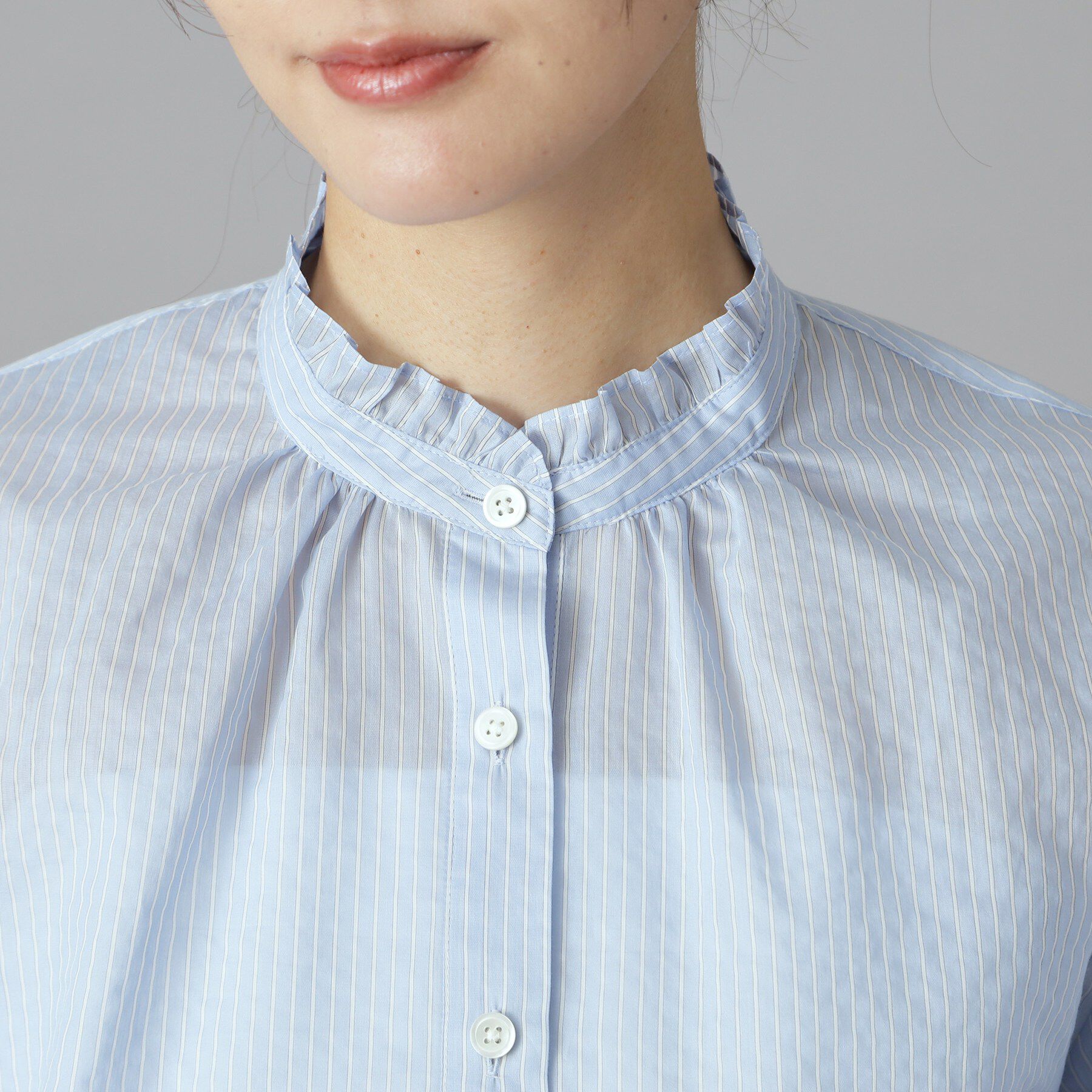 DRESSTERIOR「【1枚で着映え/ウォッシャブル】ストライプスタンドフリルボリュームスリーブブラウス」|シャツ・ブラウス|