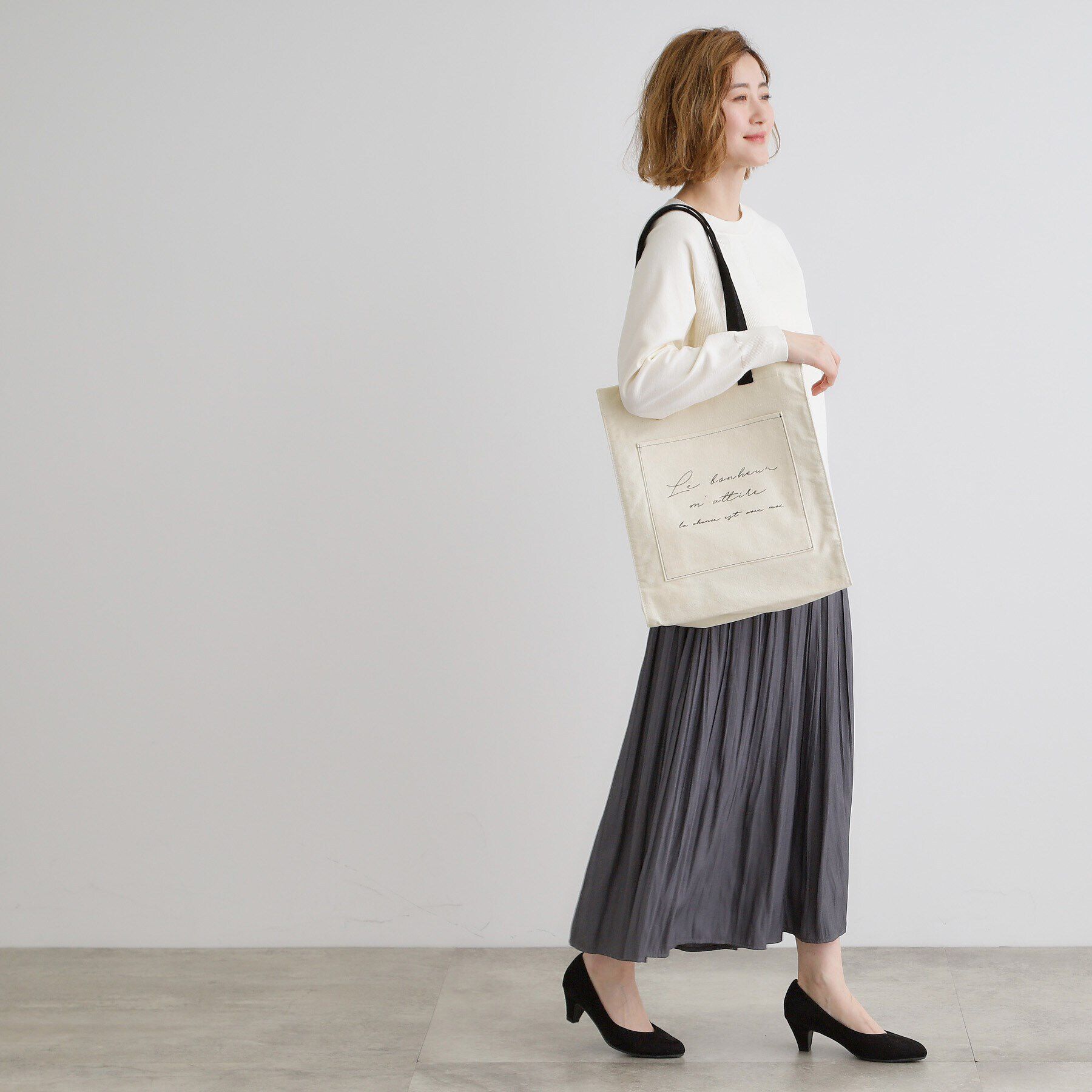 grove「【大人の推し活にも！】ロゴキャンバストート【A4・多機能】」|トートバッグ|