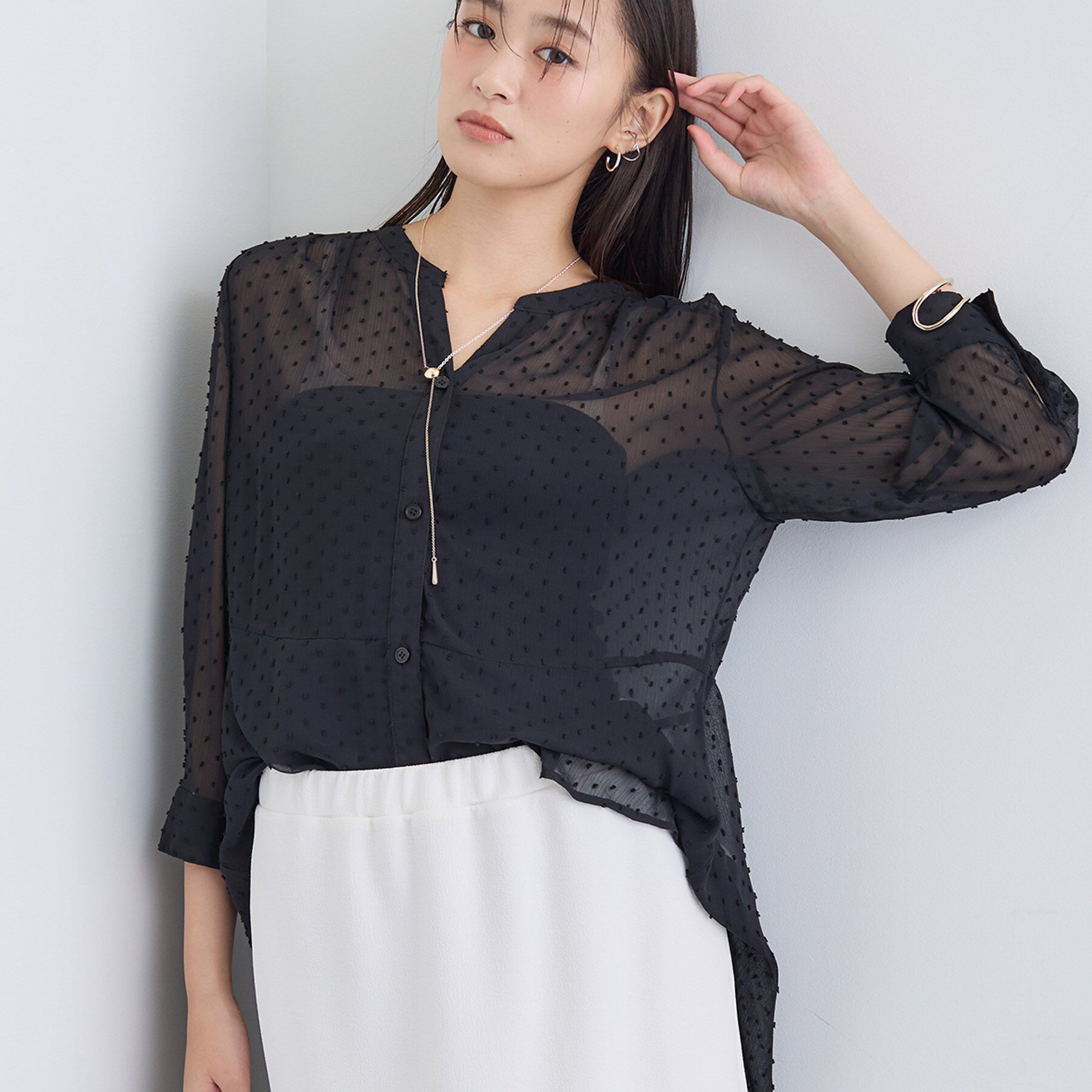 INDIVI「シアードット切り替えブラウス」|シャツ・ブラウス|ブラック(019)