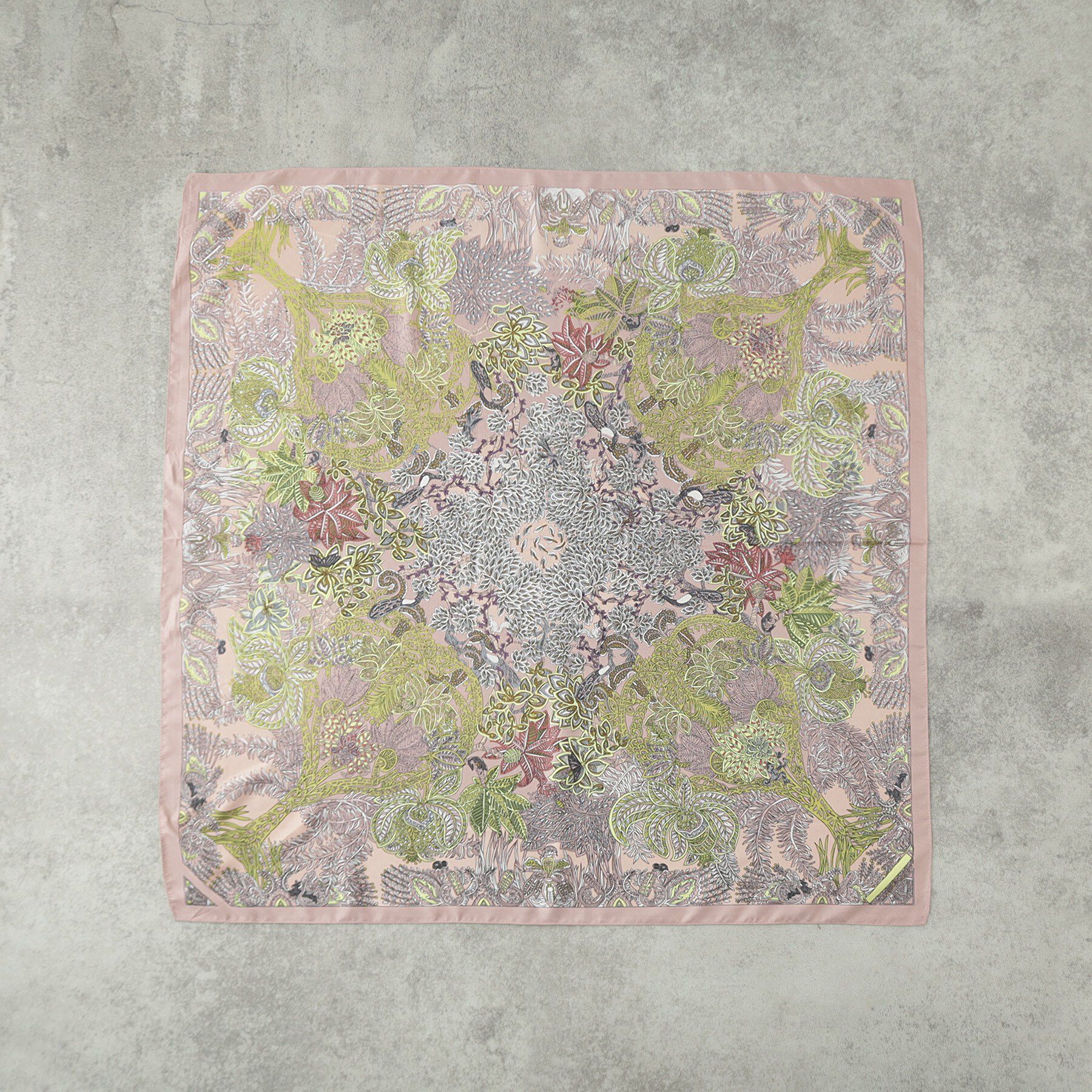 GALLEST「フラワープリントスカーフ」|バンダナ・スカーフ|