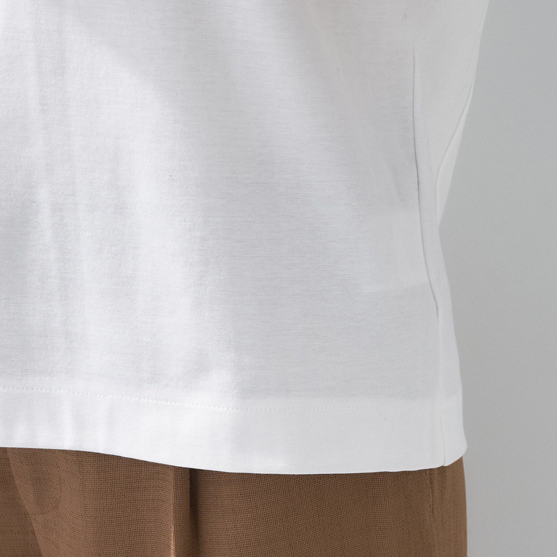 INDIVI「【汗ジミ防止／褒められTシャツ】上品カジュアル！ドルマンTシャツ」|Tシャツ・カットソー|