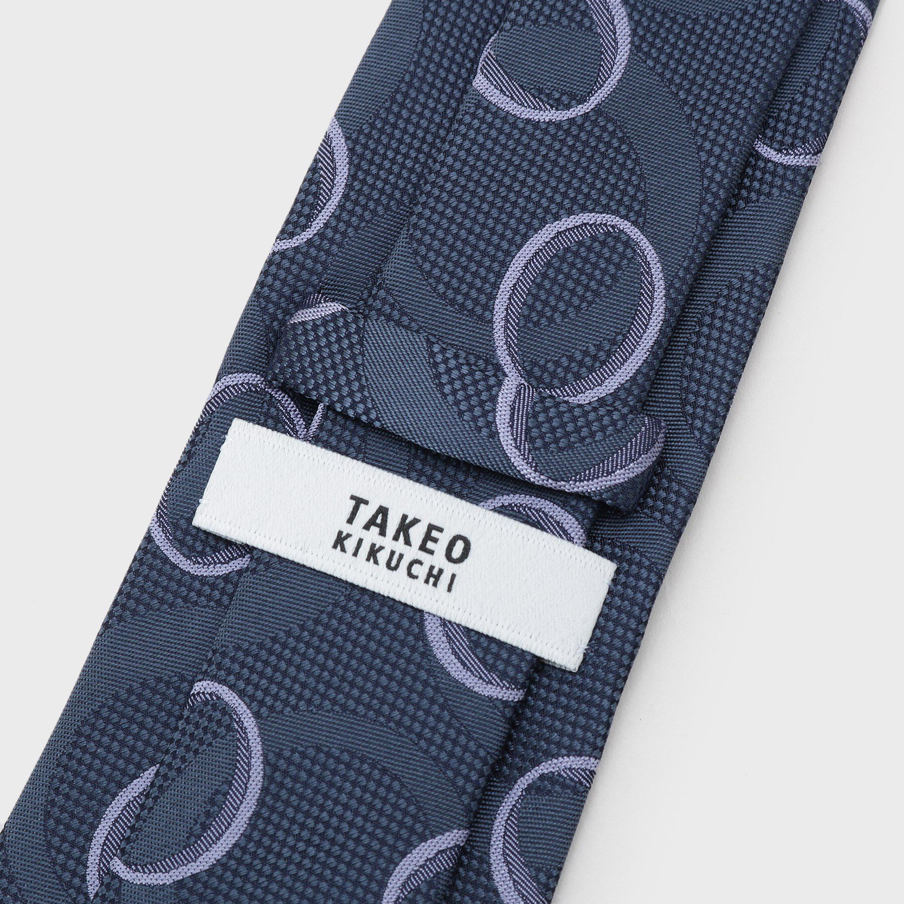 TAKEO KIKUCHI「【縁起の良いネクタイ】PNJ 巴（ともえ）紋ジオメトリックネクタイ」|ネクタイ・蝶ネクタイ|