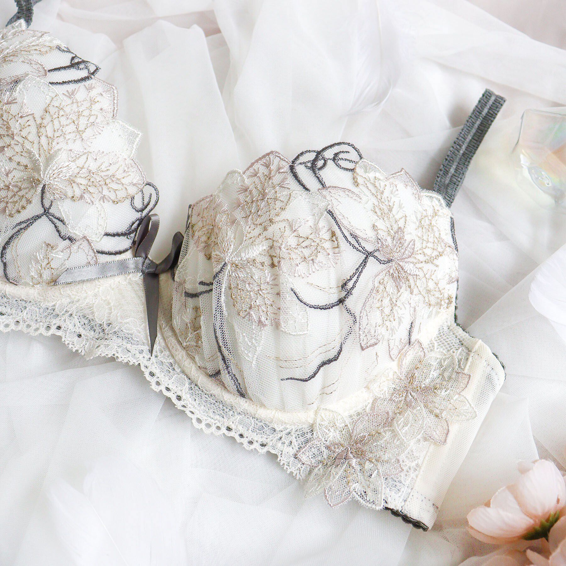 Risa Magli「ジェシカ ブラジャー（G-H）＜バストアップタイプ＞」|インナー|