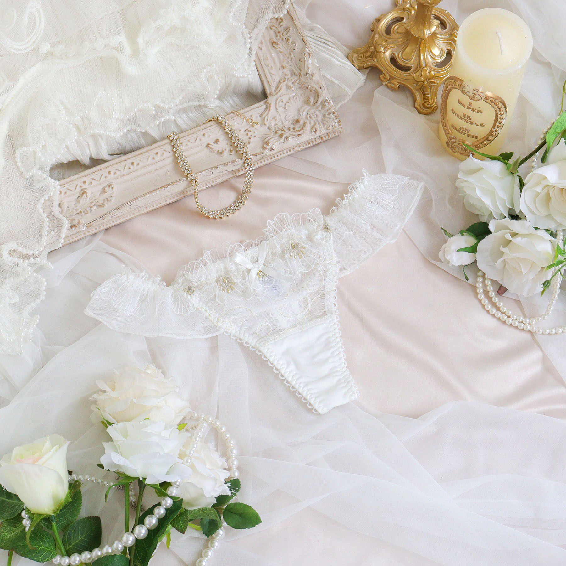 Risa Magli「リタ Tバックショーツ」|インナー|ホワイト(001)