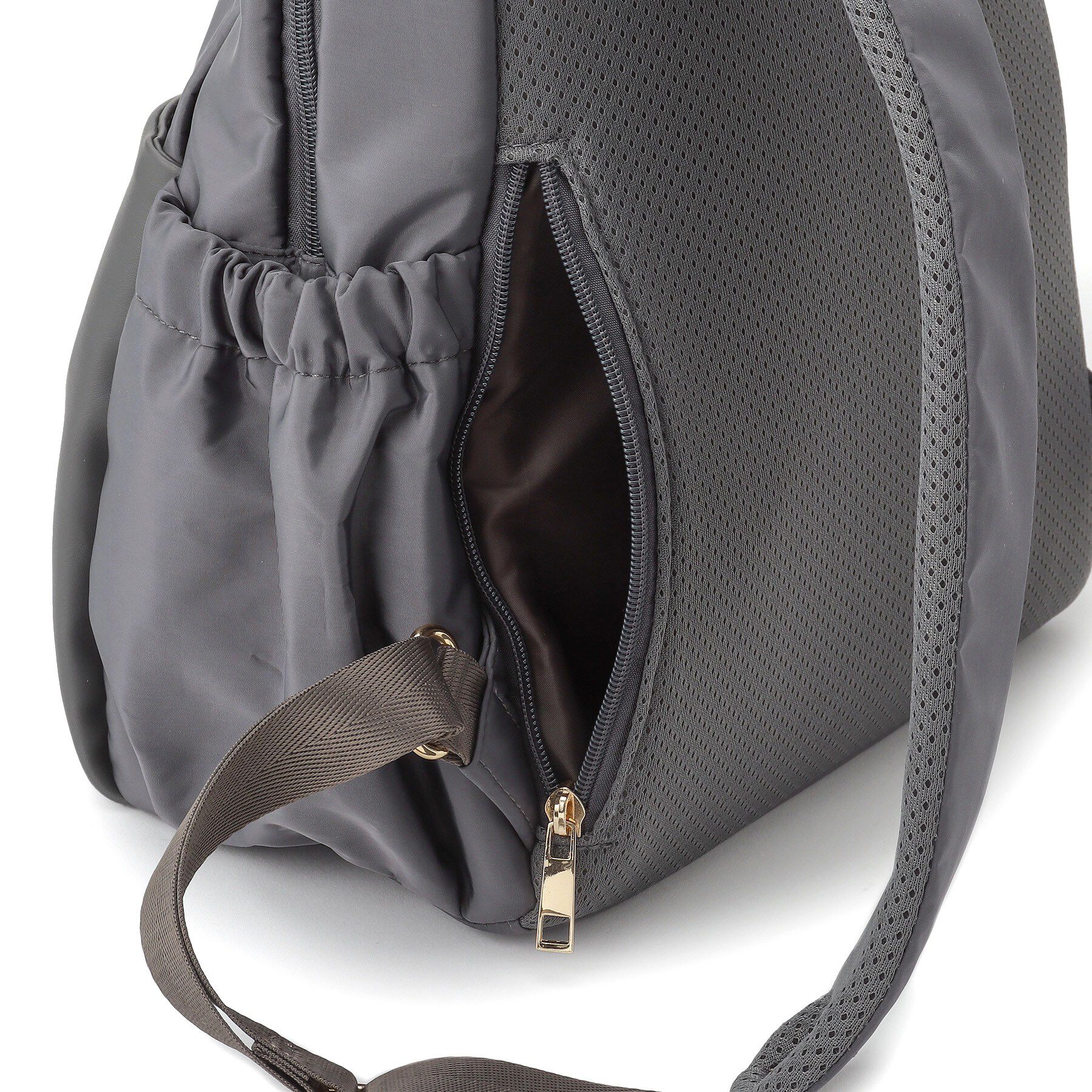 ITS&rsquo;DEMO「【収納アドバイザー監修】バルーンリュック」|リュック|