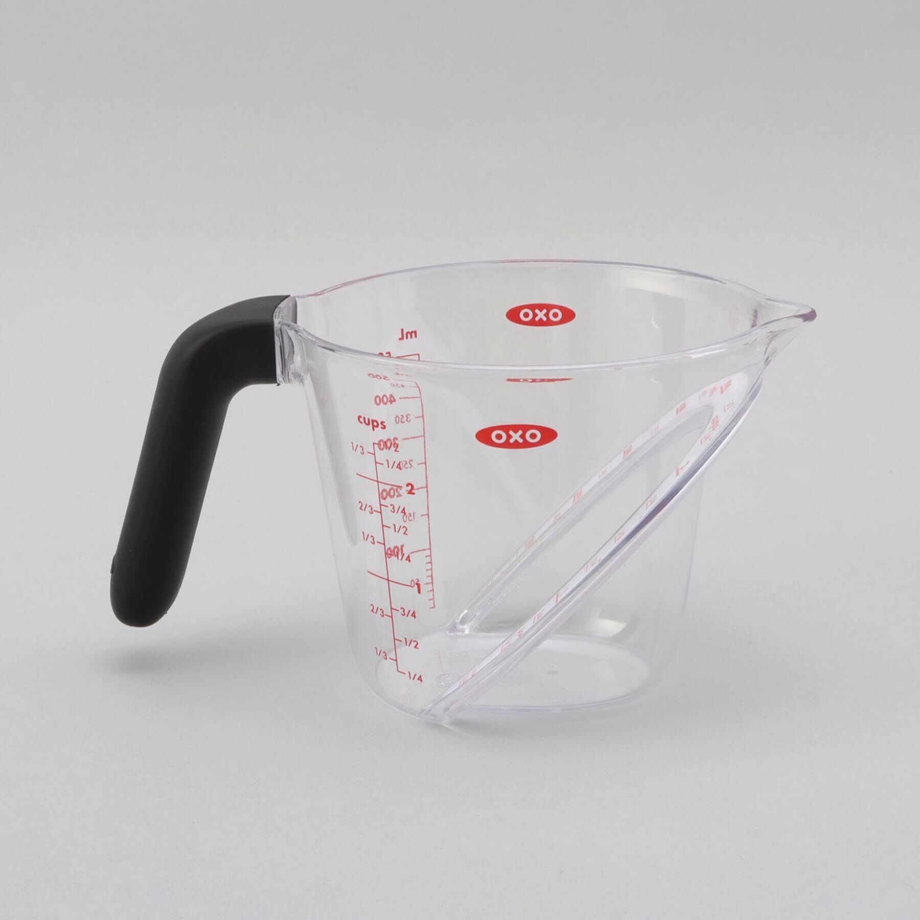 212 KITCHEN STORE「アングルドメジャーカップ 500ml  ＜OXO オクソー＞」|食器・キッチングッズ|