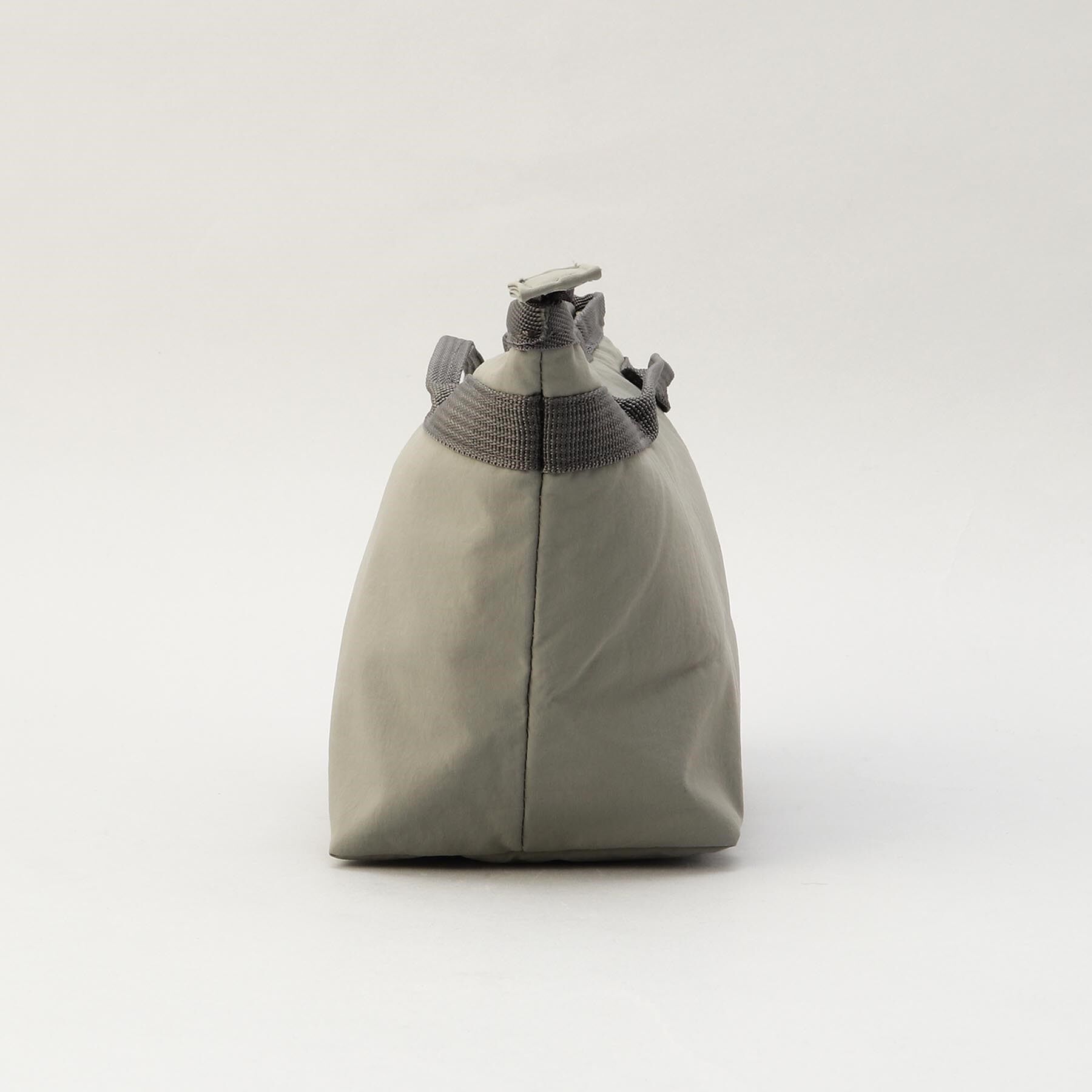 212 KITCHEN STORE「ステイプルユニ 保冷ポーチ GR」|食器・キッチングッズ|