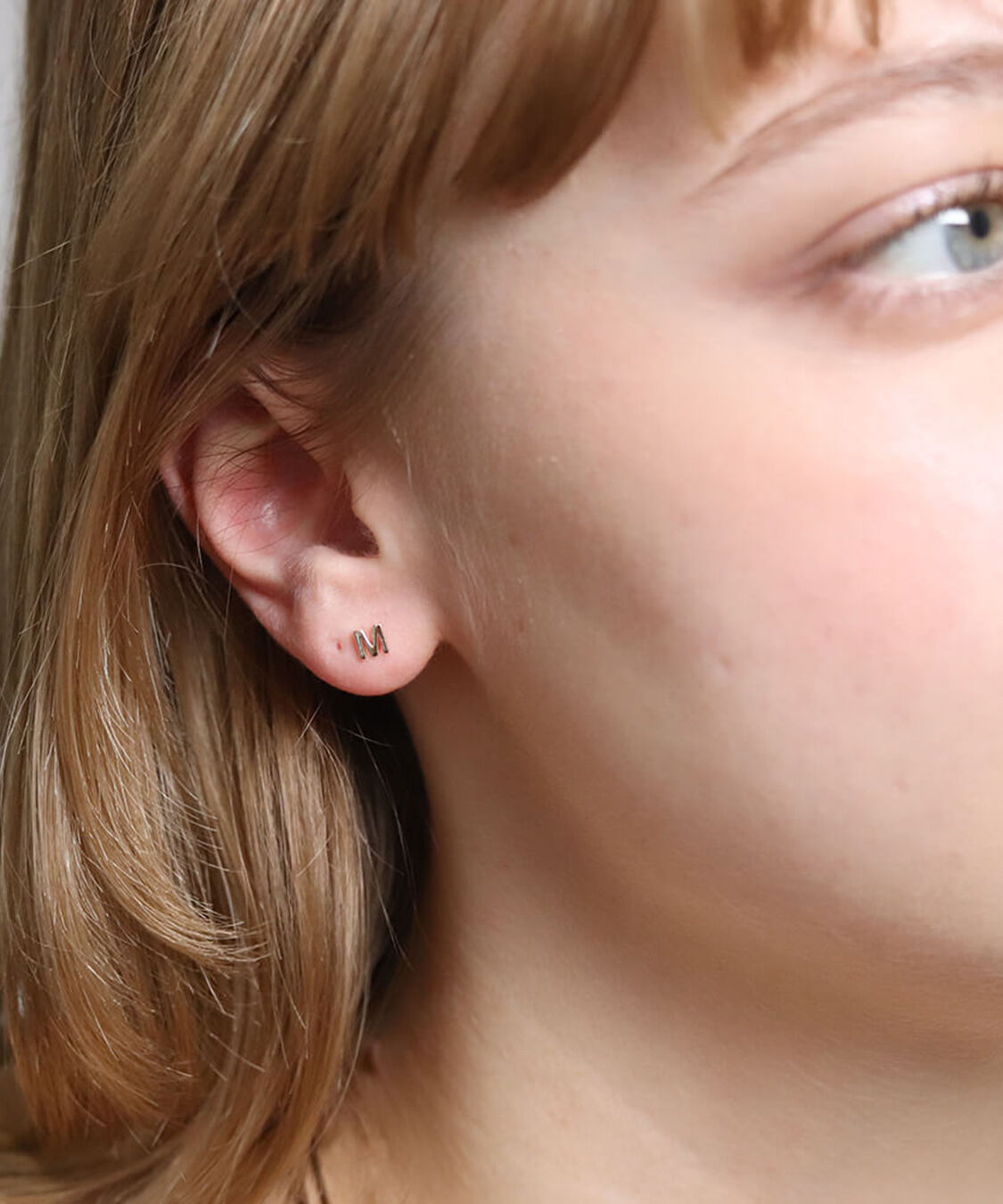  「ゴールド イニシャル ピアス | K10YG 【片耳用】」|ピアス|