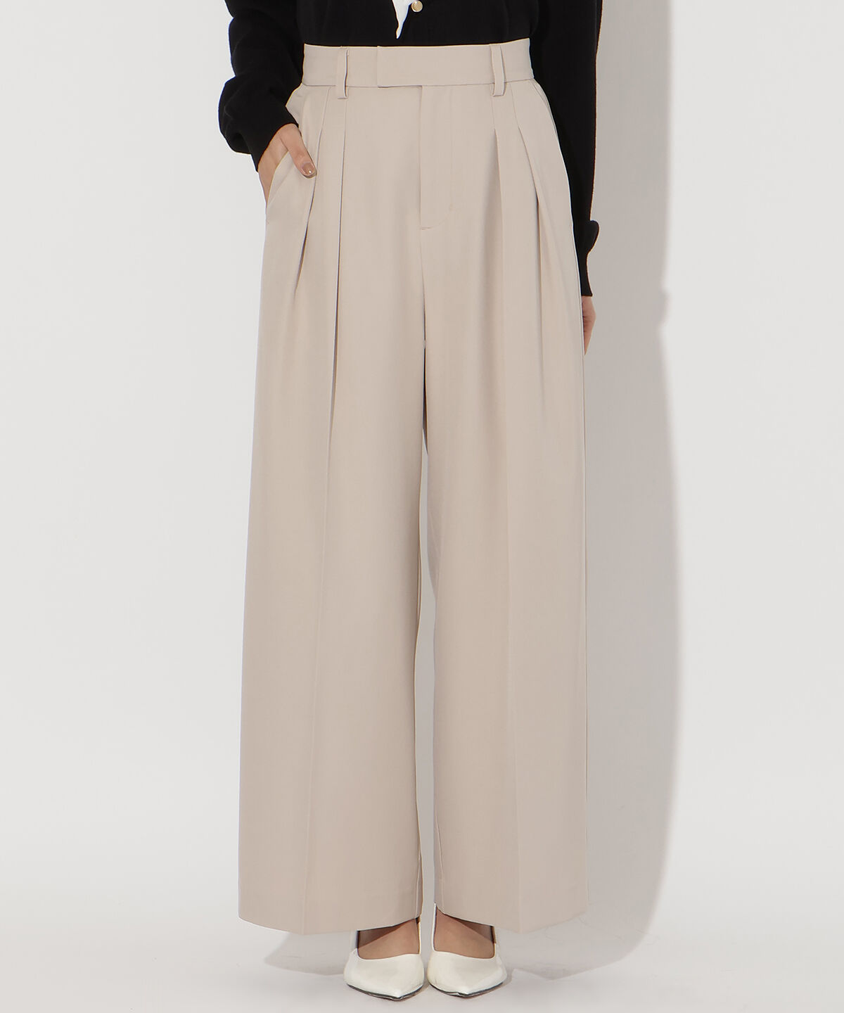 アンドクチュール「タックワイドパンツ」|その他|