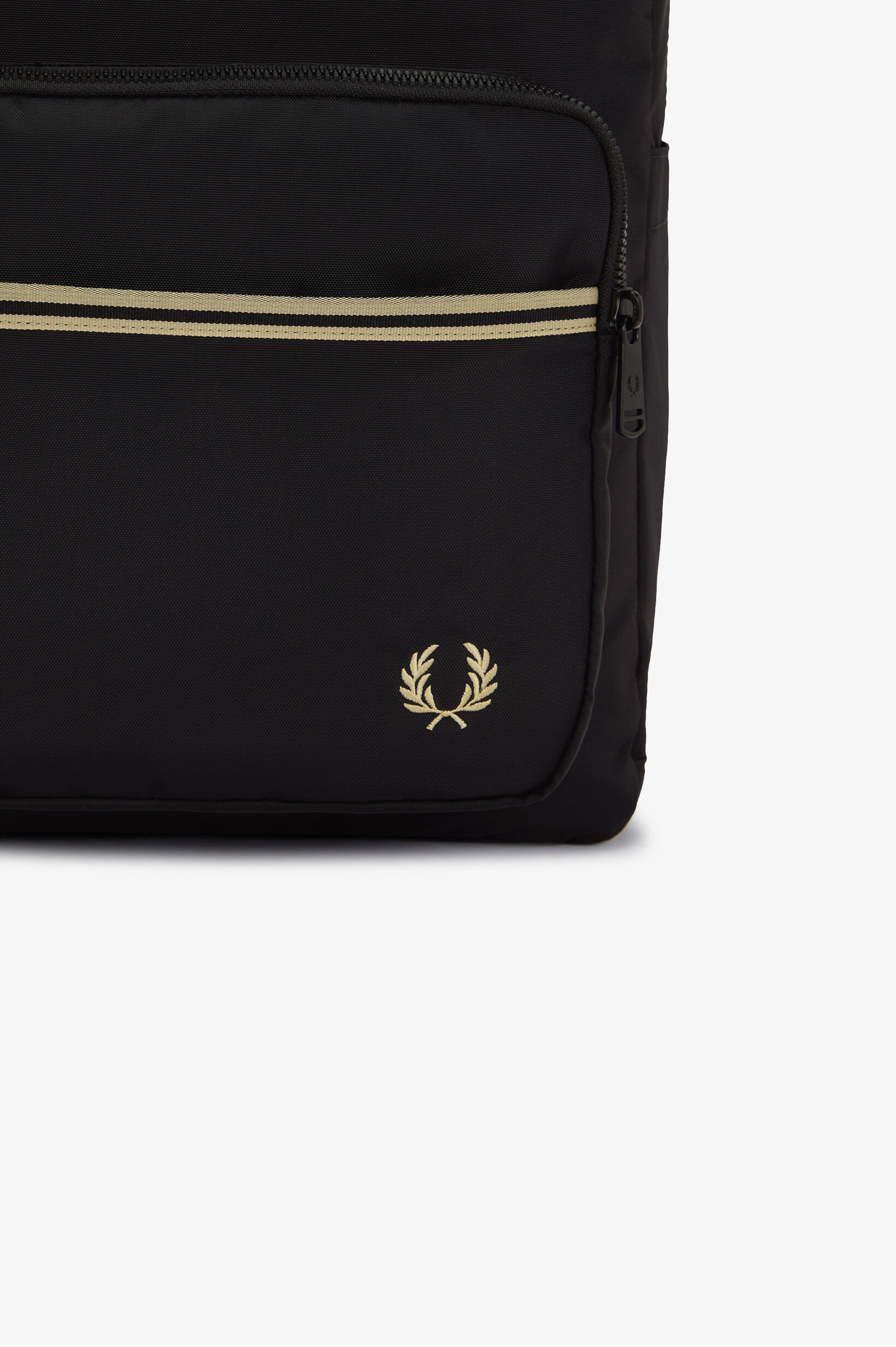FRED PERRY 「Tipped Tape Backpack」|リュック|