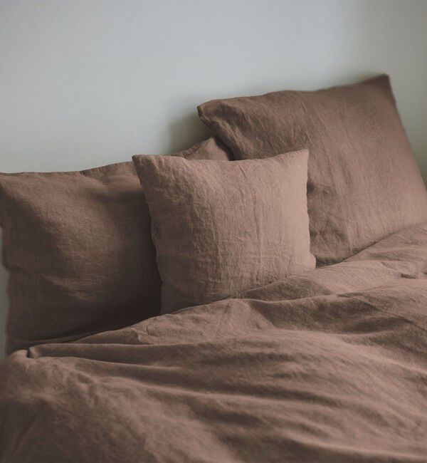 TOMORROWLAND HOME「プレーンリネン クッションカバー（45cm &times; 45cm）」|クッション・クッションカバー|