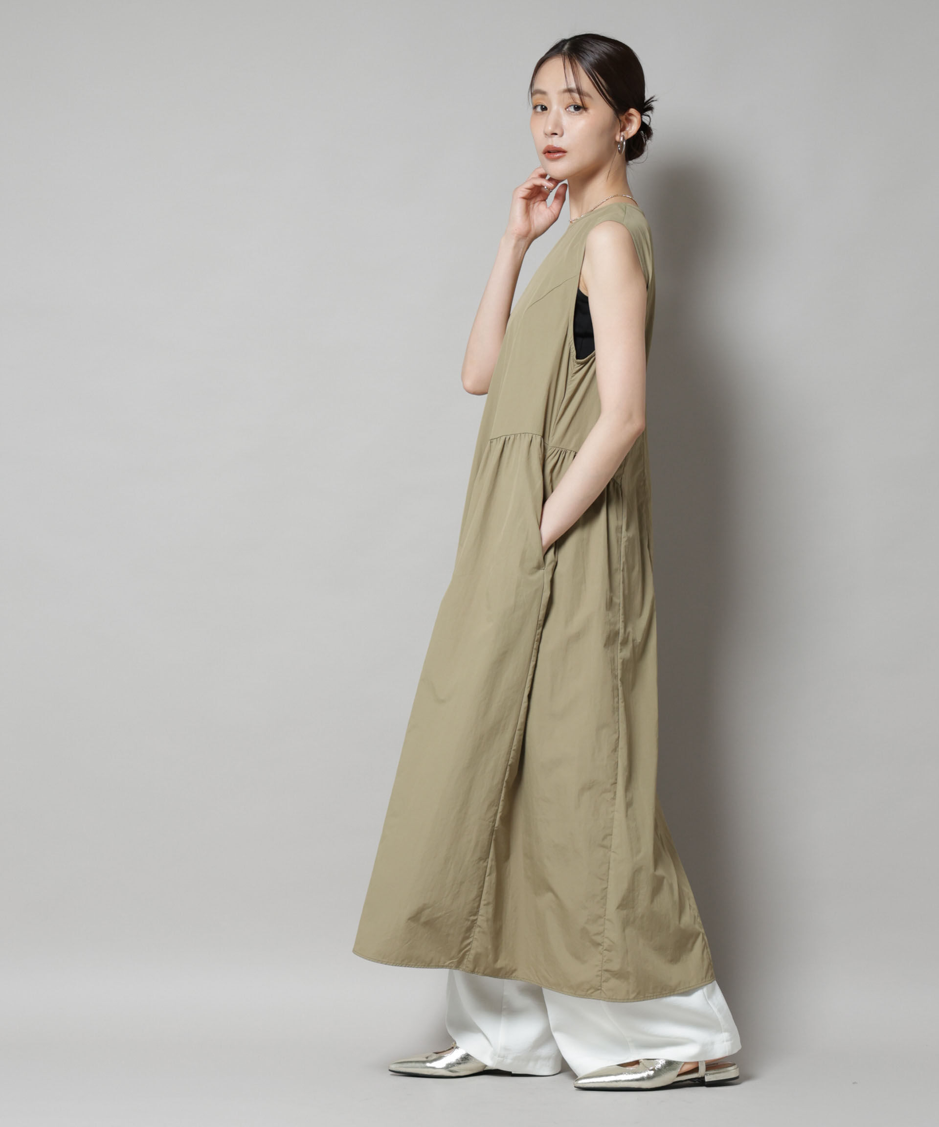 nano･universe「サイドギャザーナイロンワンピース」|ワンピース|