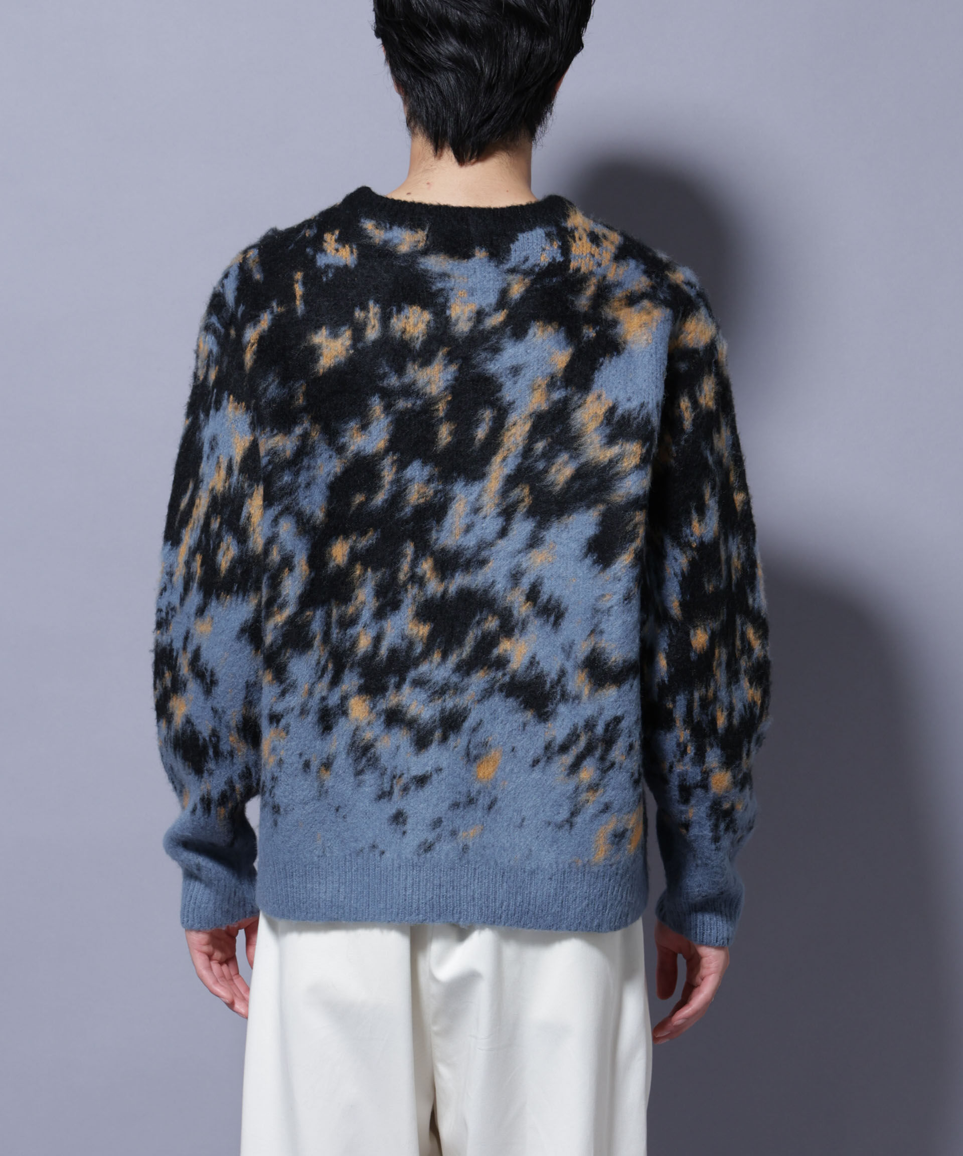 nano･universe「アート柄クルーネックニット2 ブライトカラー」|ニット・セーター|