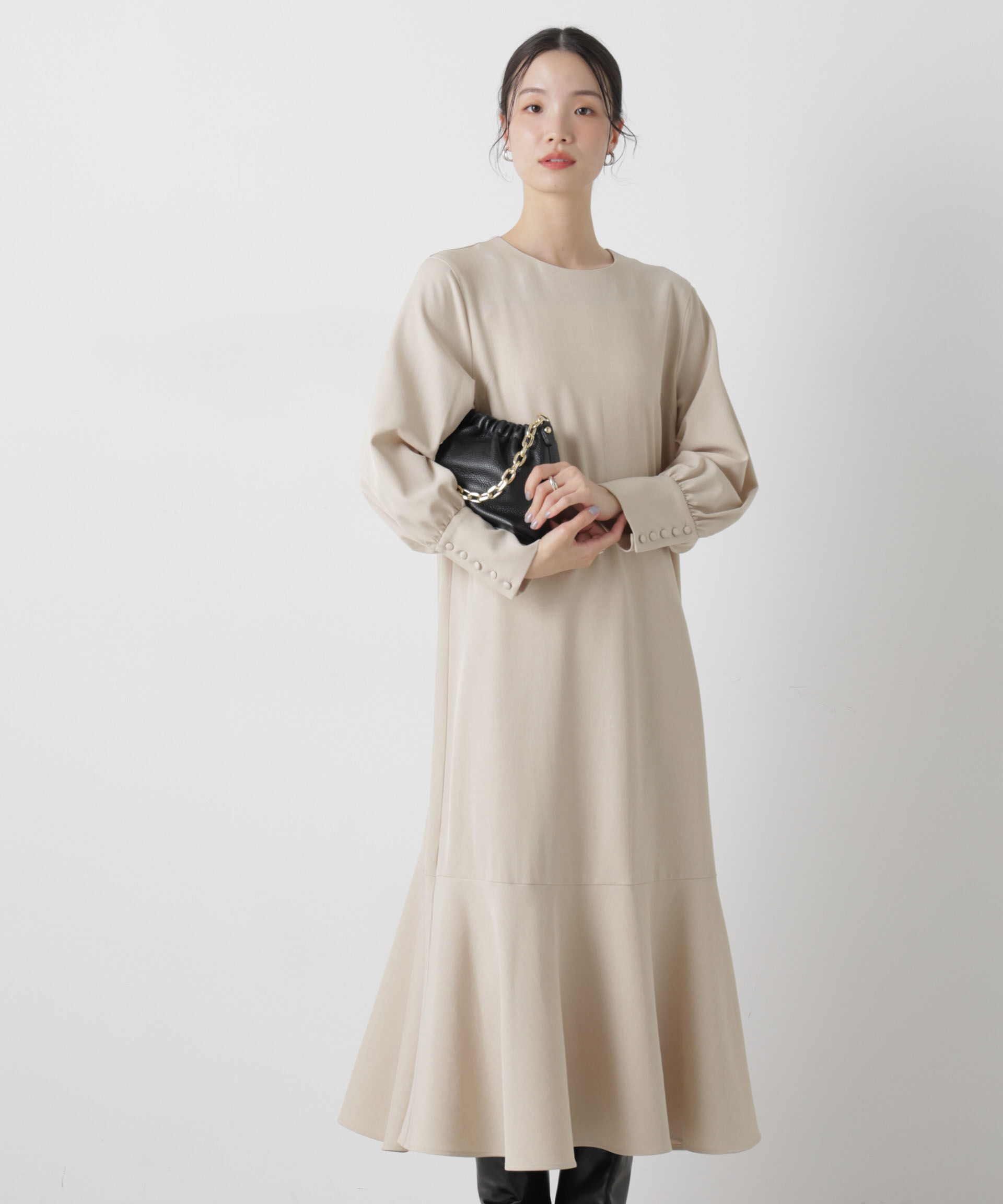 nano･universe「ヘムフレアクルミボタンスリーブワンピース」|ワンピース|