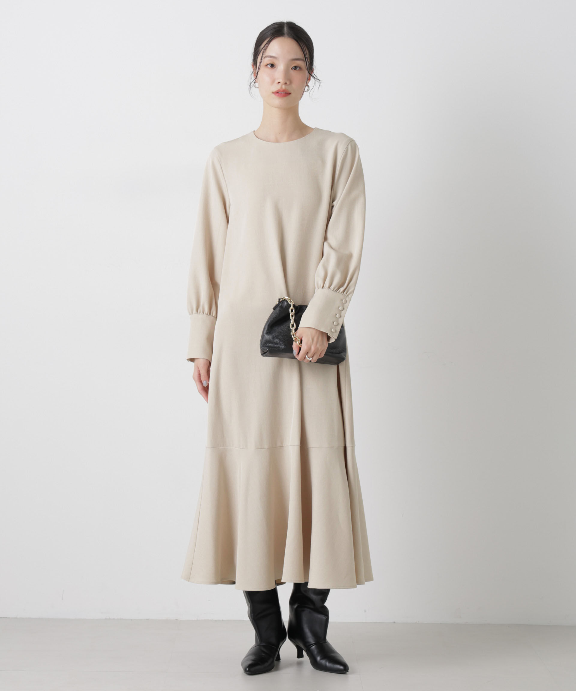 nano･universe「ヘムフレアクルミボタンスリーブワンピース」|ワンピース|