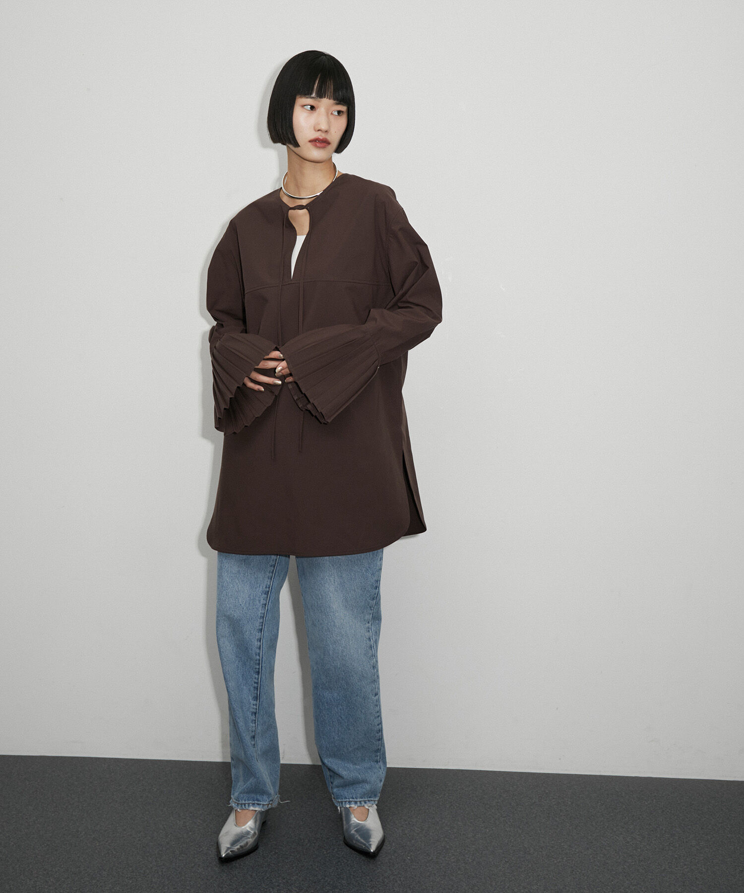 ADAM ET ROPE'「メタルカーブチョーカー」|ネックレス|