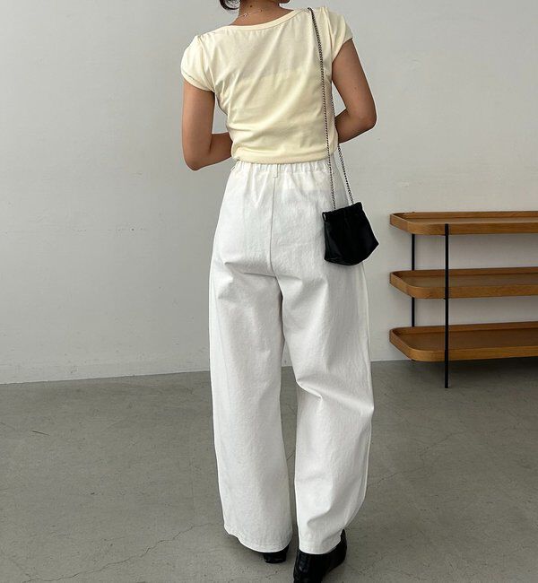  「【Tシャツが苦手な方にも◎】1ポイントボートネックTシャツ」|Tシャツ・カットソー|